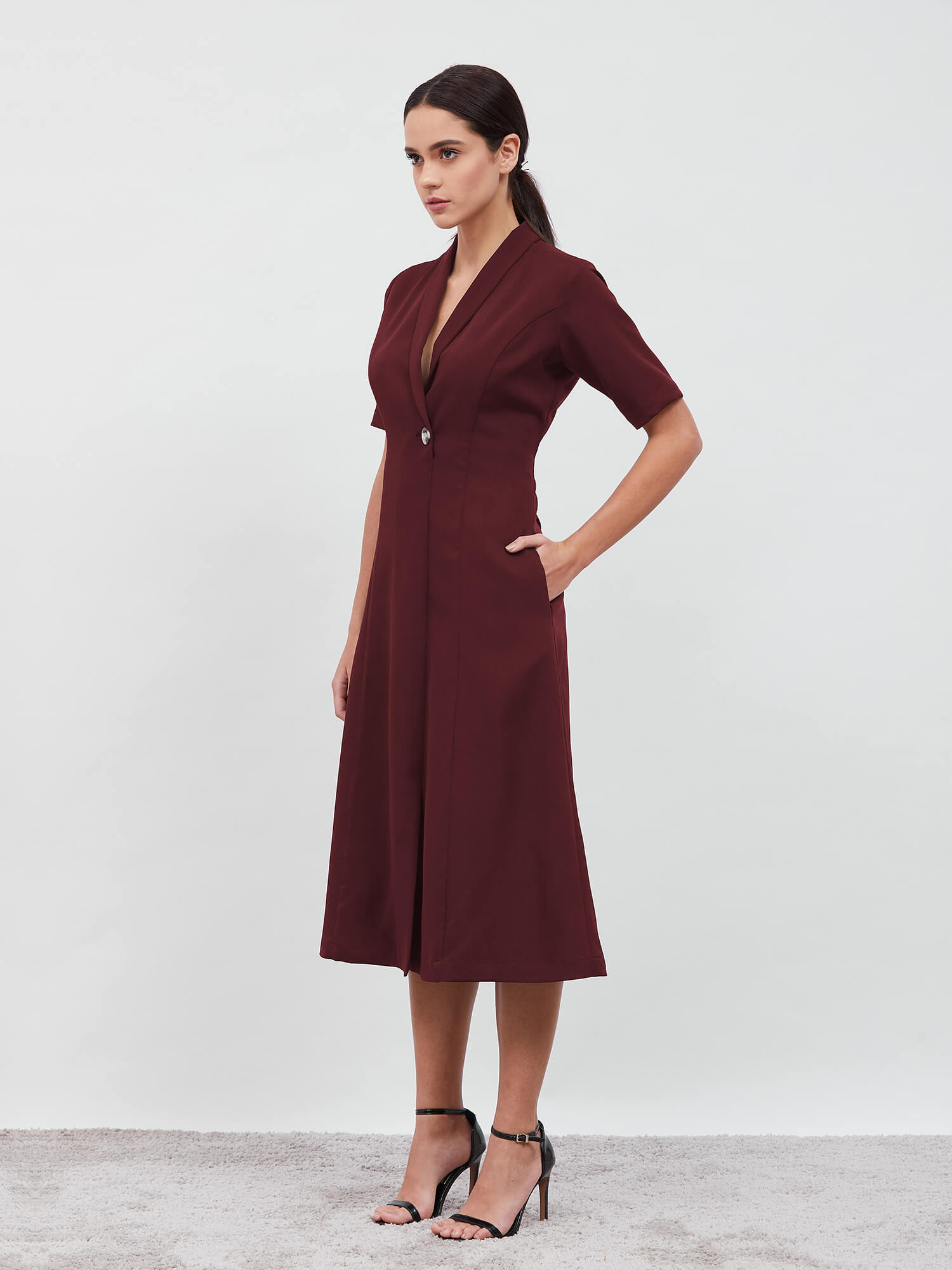 Stalwart Shawl Collared Dress - Maroon