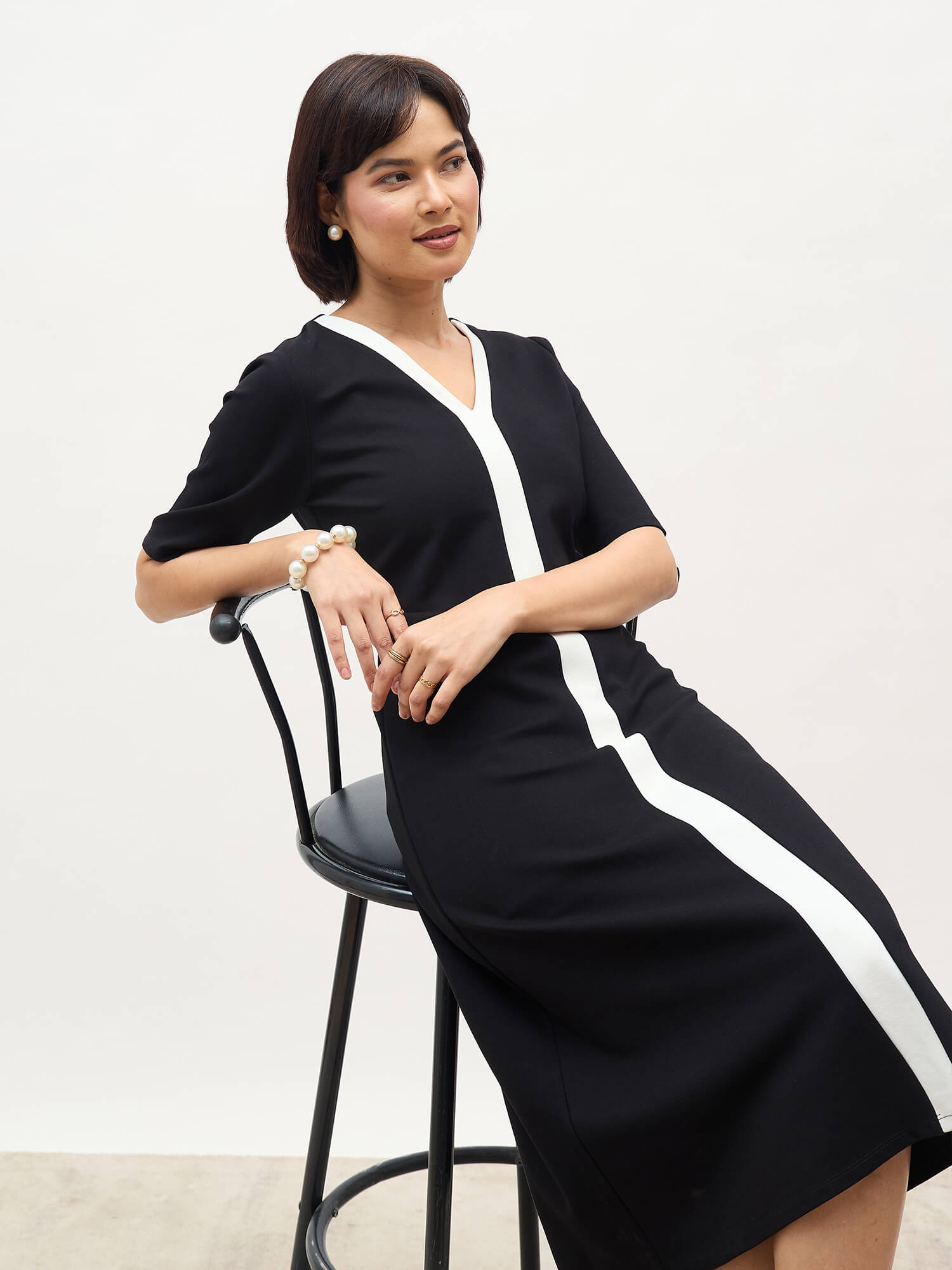 Astraea Contrast Panel Dress-Black