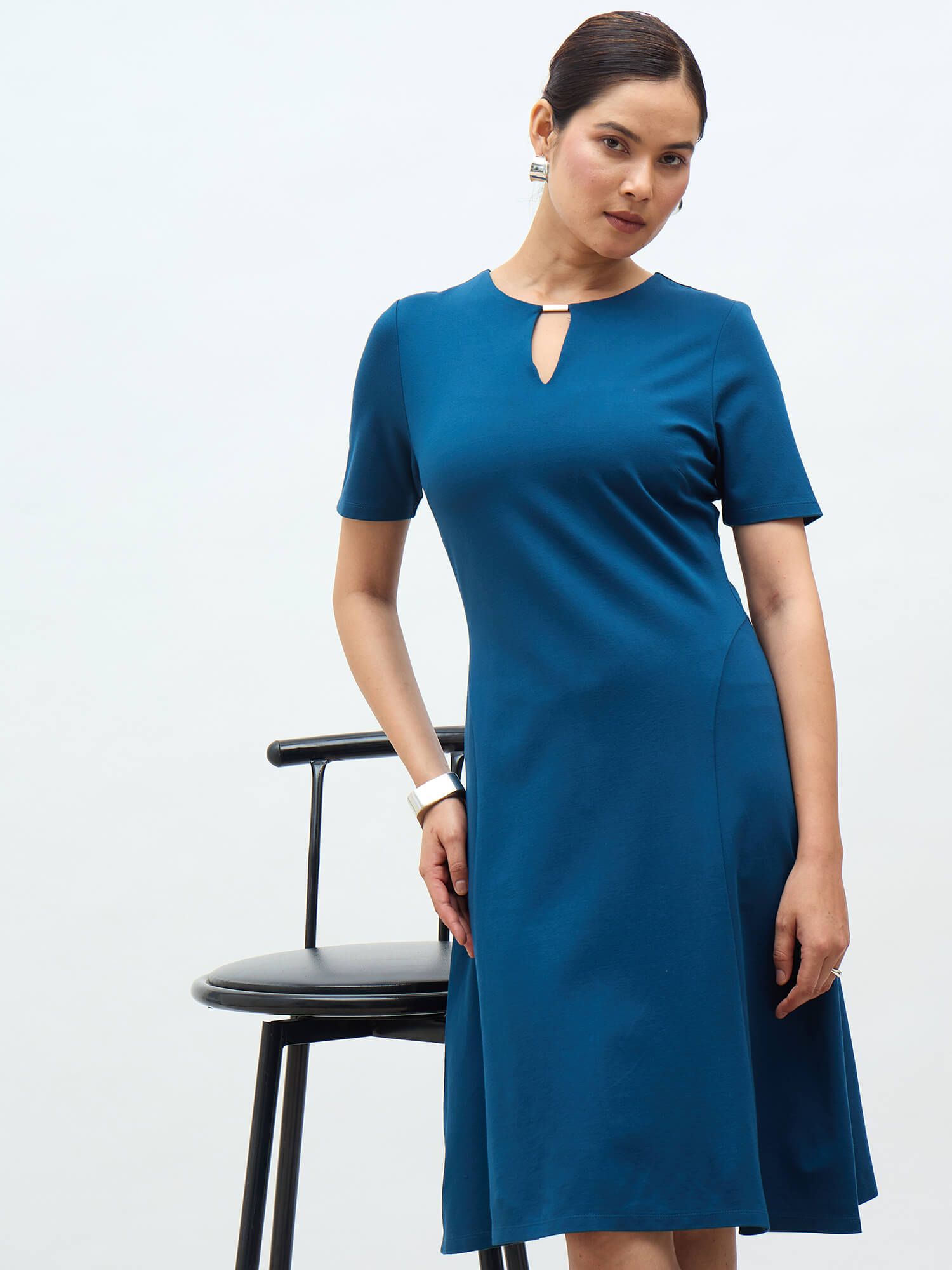 Laurelina Keyhole Trim Detail Dress-Teal