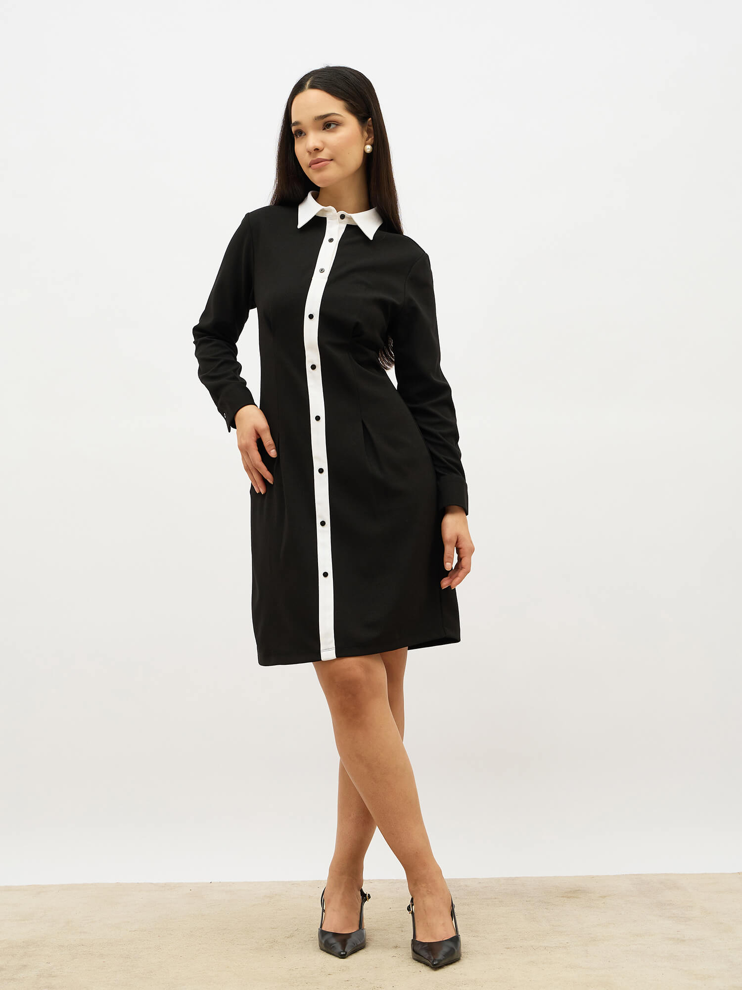 Chelsea Contrast Detail Shift Dress-Black&White