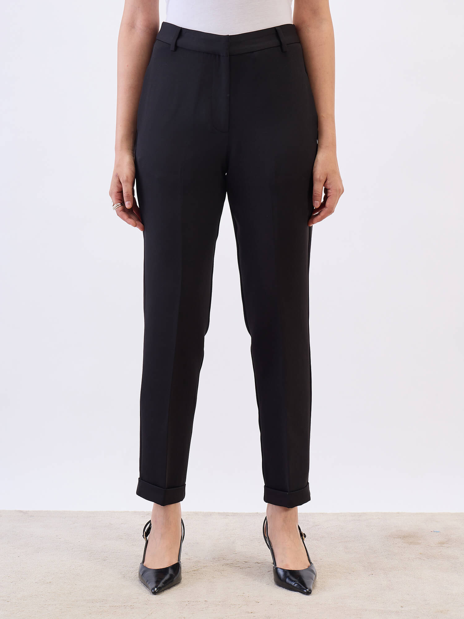 Lester Slim Fit Mid Rise Pant-Black