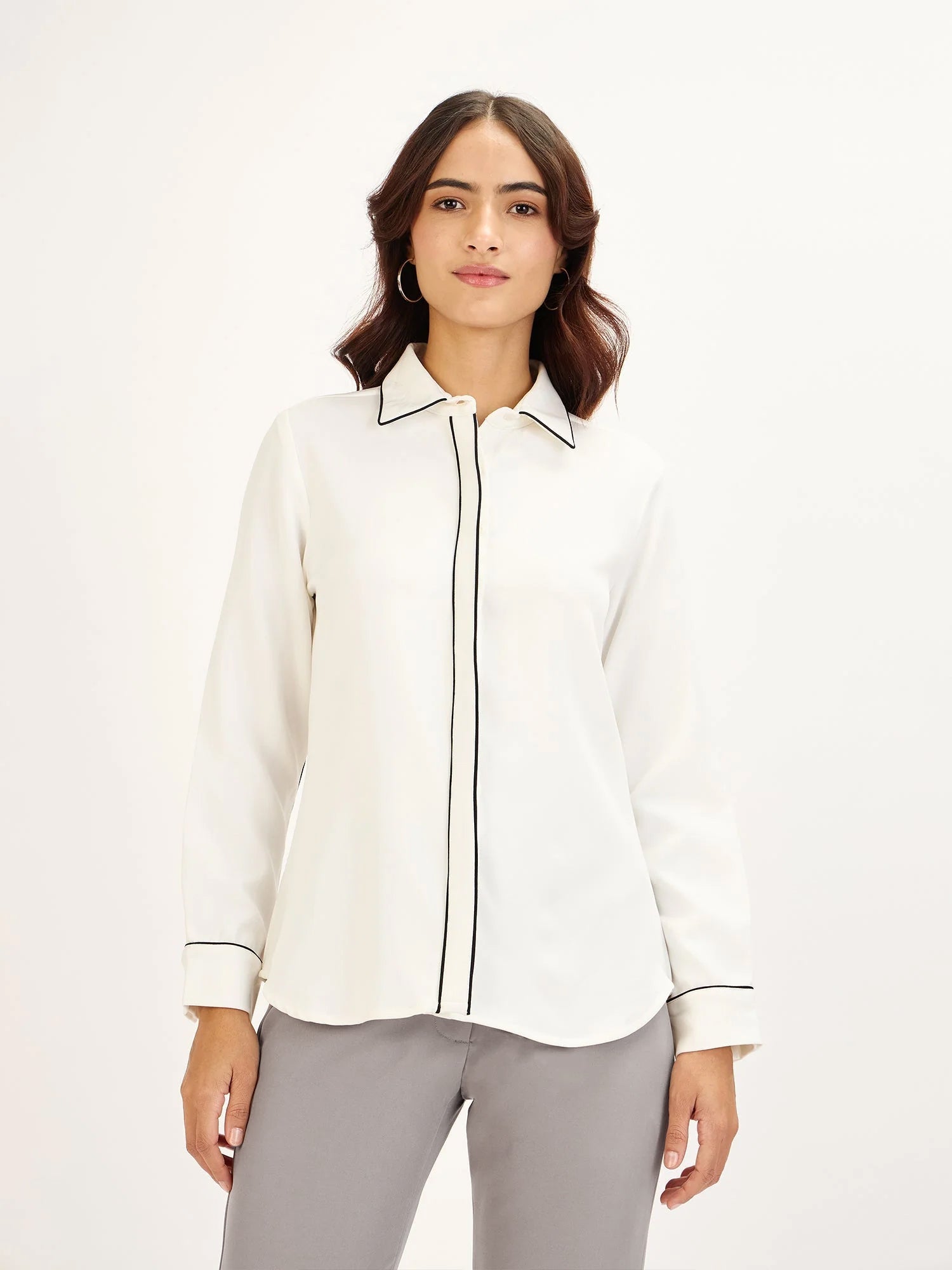 The Linear Luxe Look