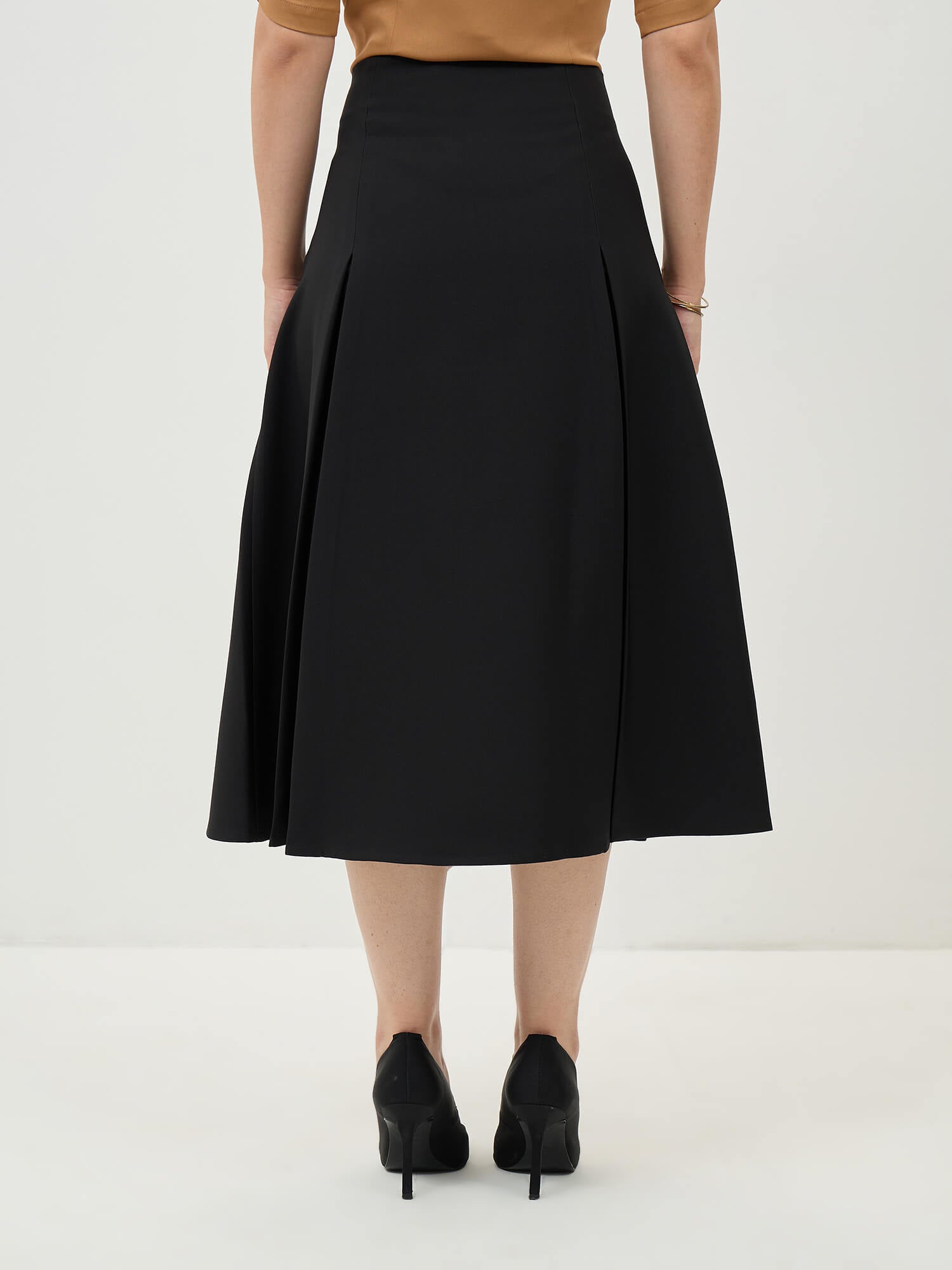 Rolvyn Pleated Flared Skirt-Black