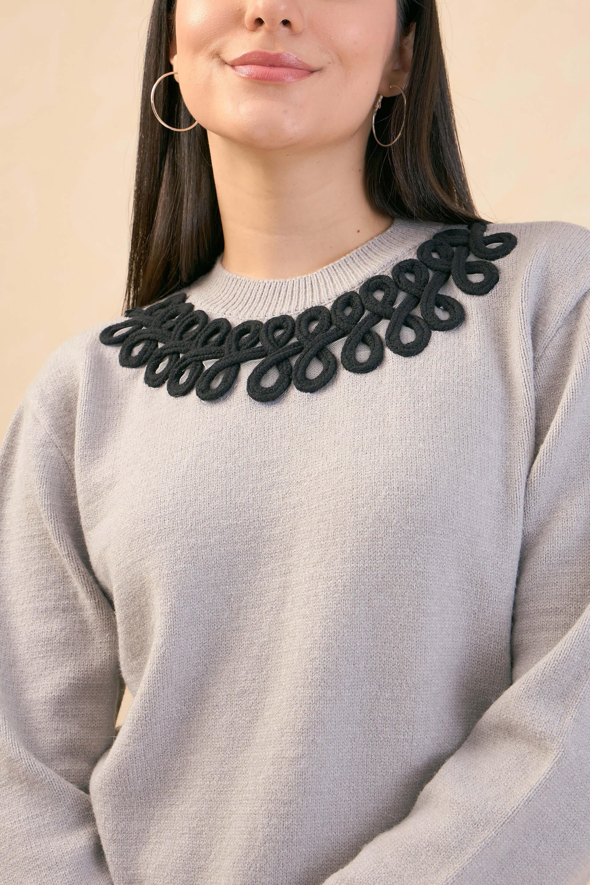 Dorothy Appliqué Sweater - Light Grey