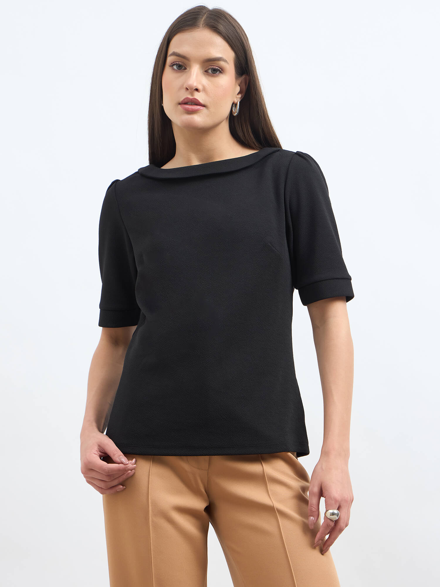 Chia Wide cuff-button detail top - Black