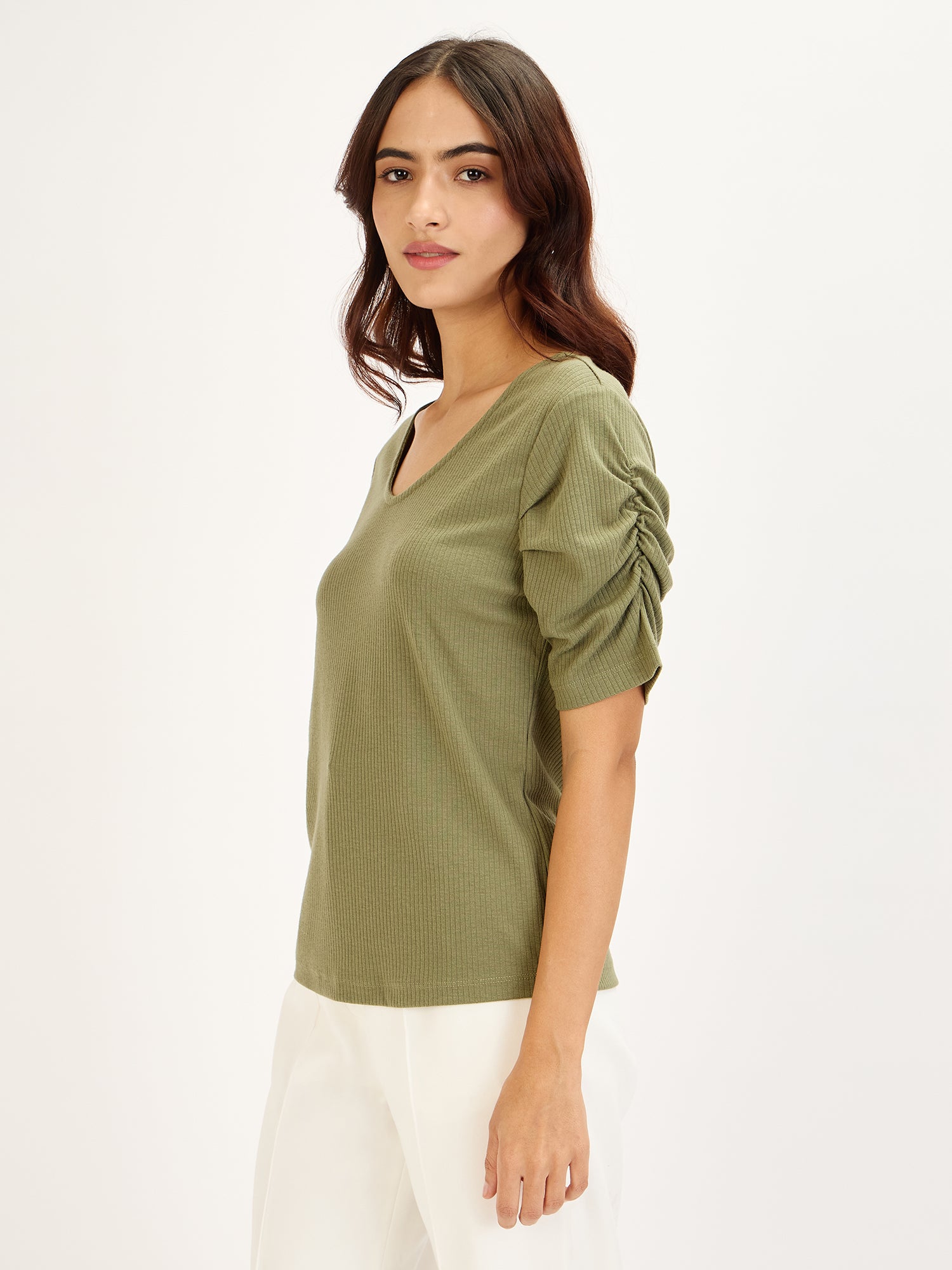 Leisure Tee-Green Ruched Sleeves T-Shirt - Green
