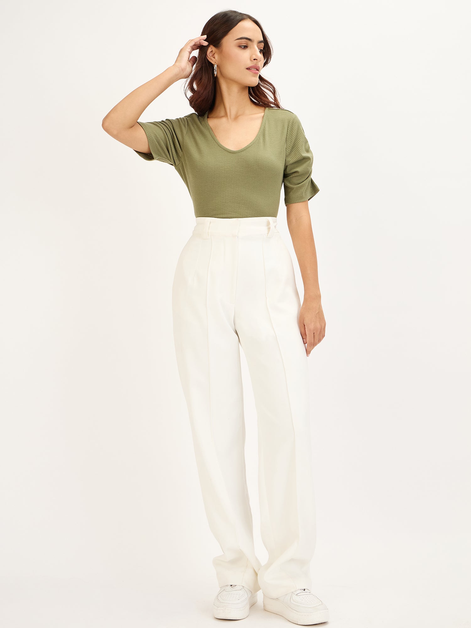 Leisure Tee-Green Ruched Sleeves T-Shirt - Green