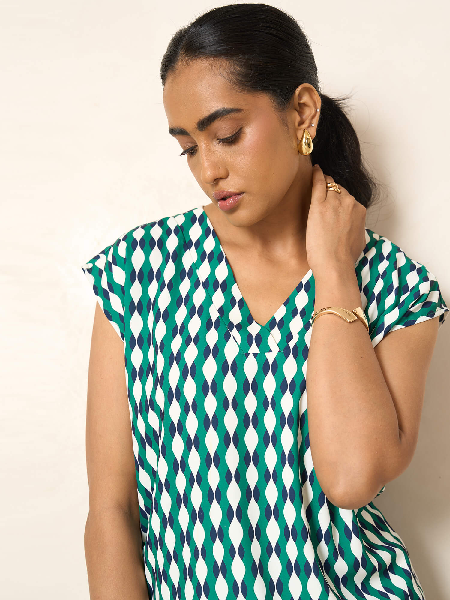 Passionate V - Neck Drop Shoulder Top-Green&Blue