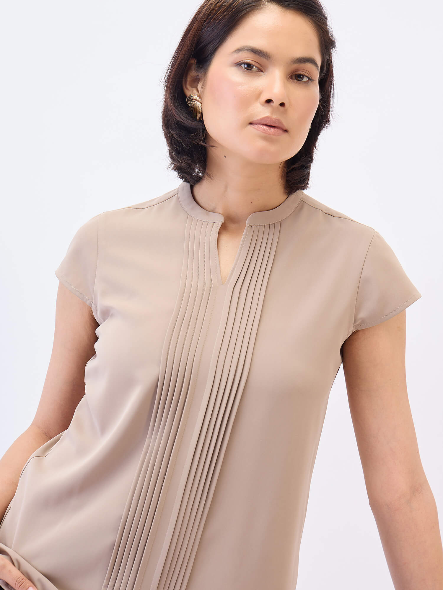 Helix Front Pintuck Detail Top-Beige