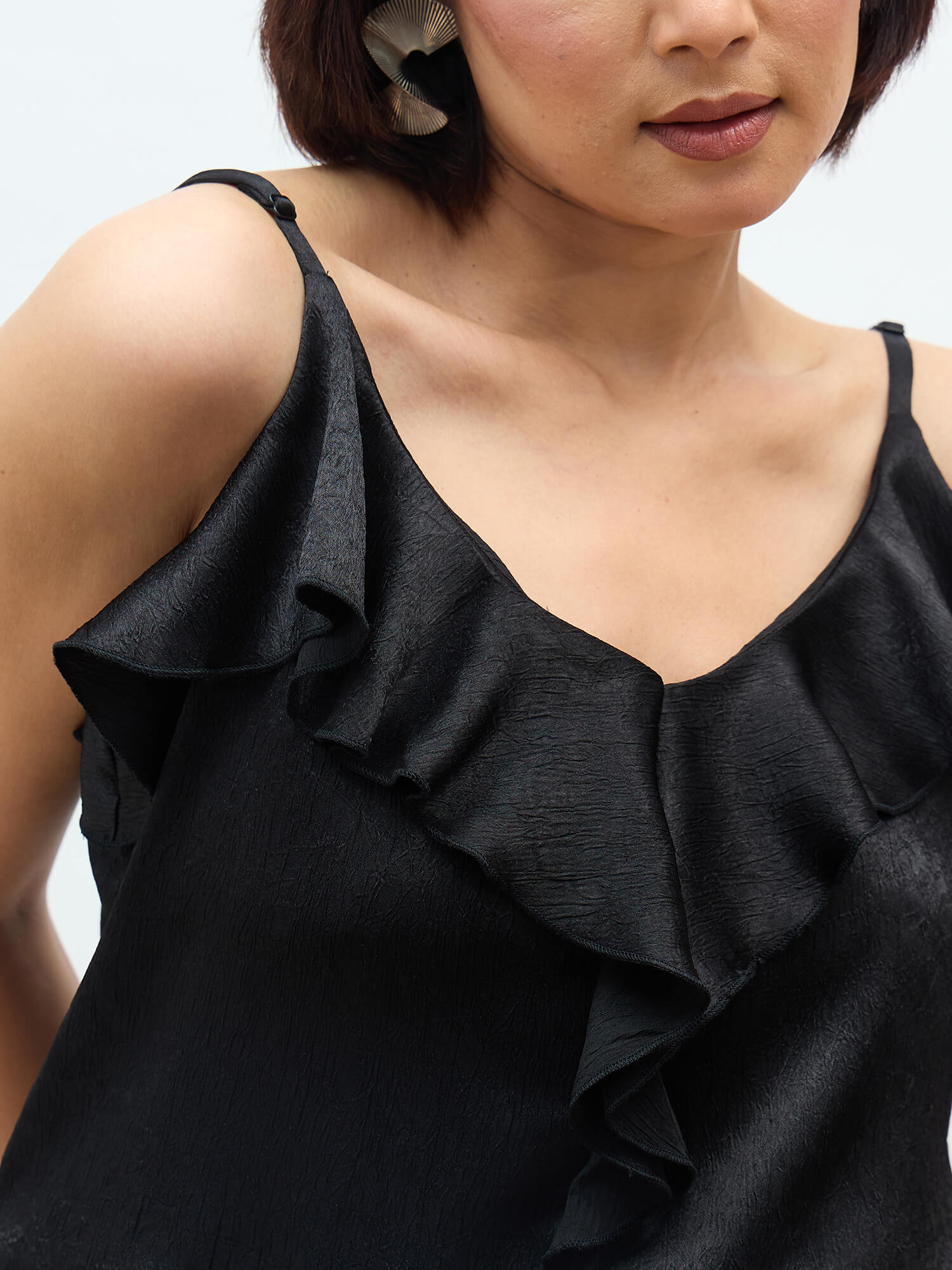 Velora Ruffle strap top-Black