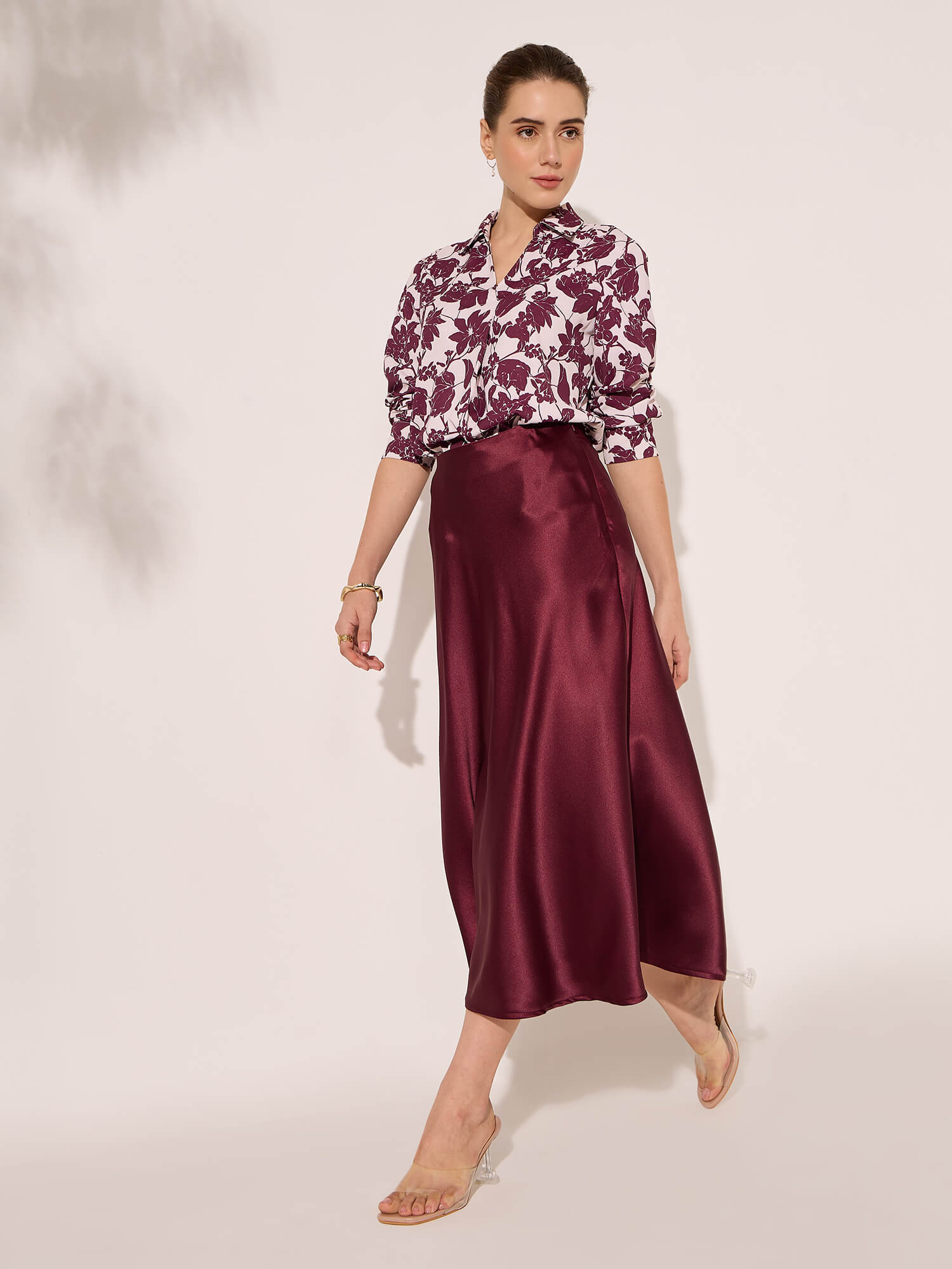 Davina Pleat Detail V-neck Top-Cream