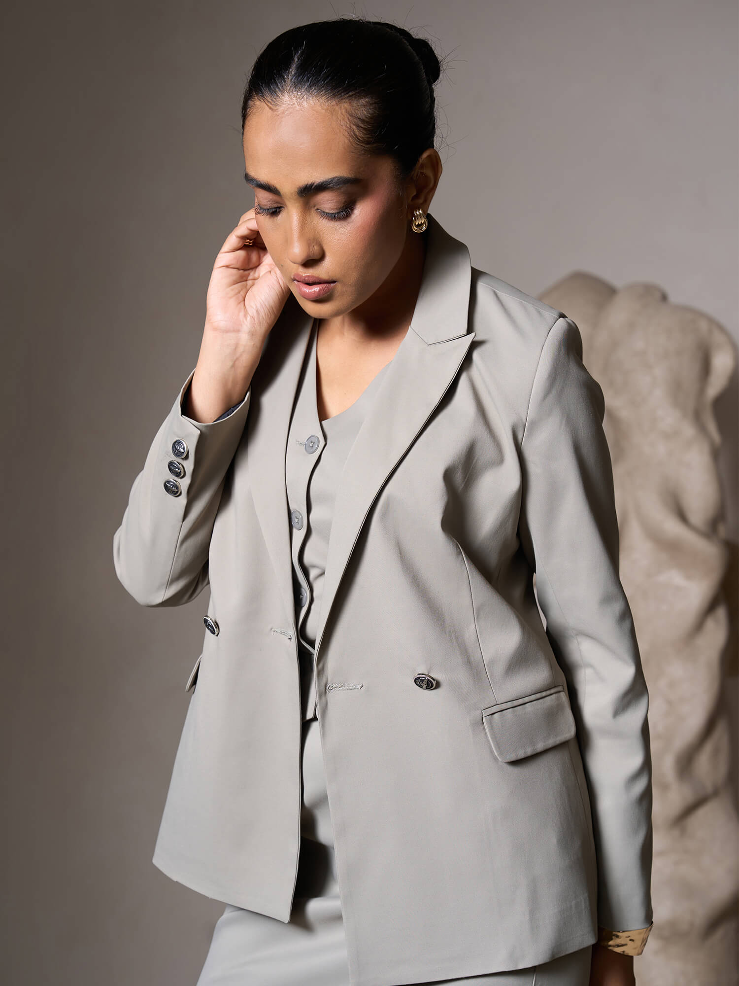 Aaron V-neck Vest-Grey