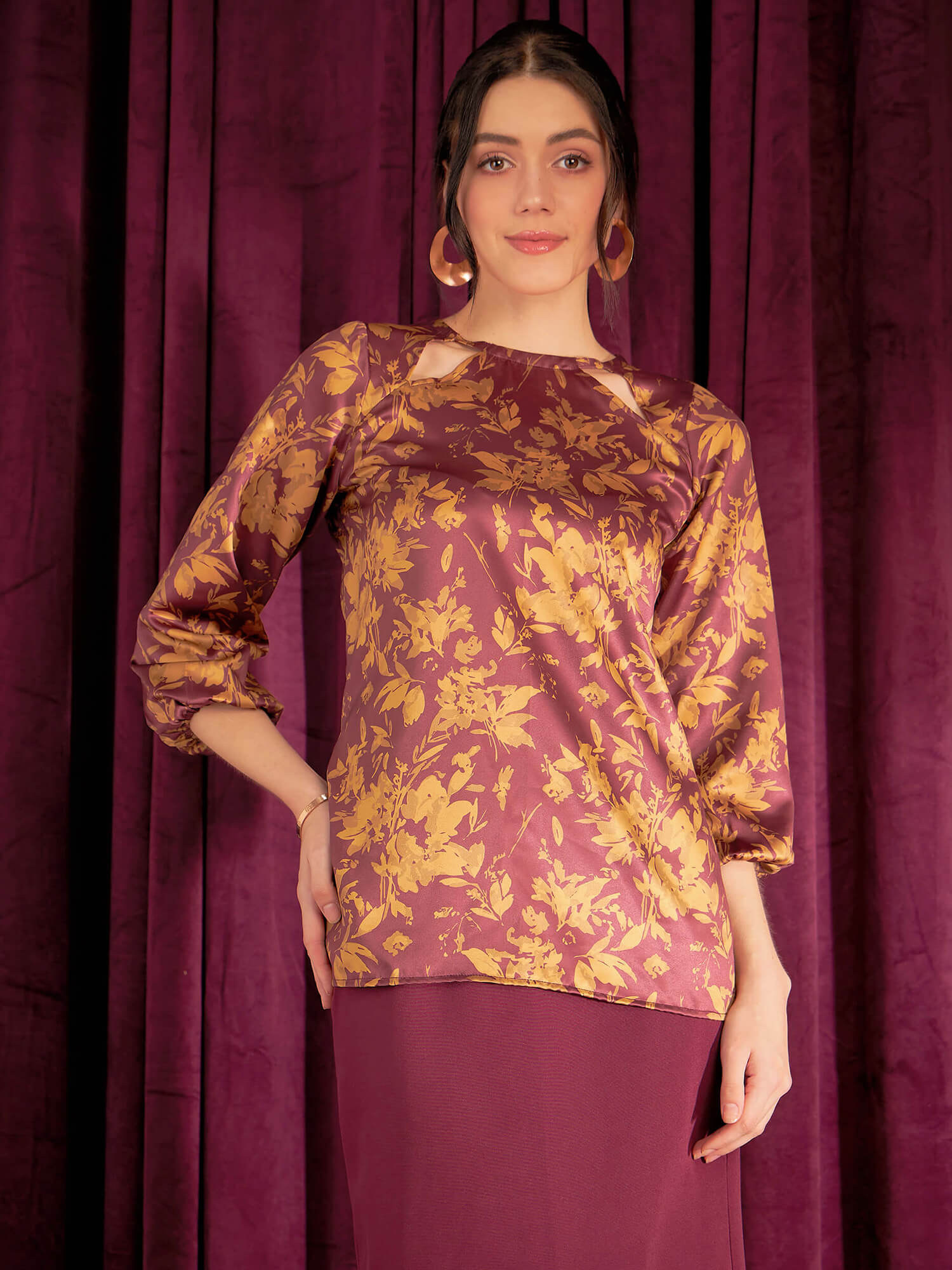 Layla Cutout Detail Top - Mustard/Burgundy