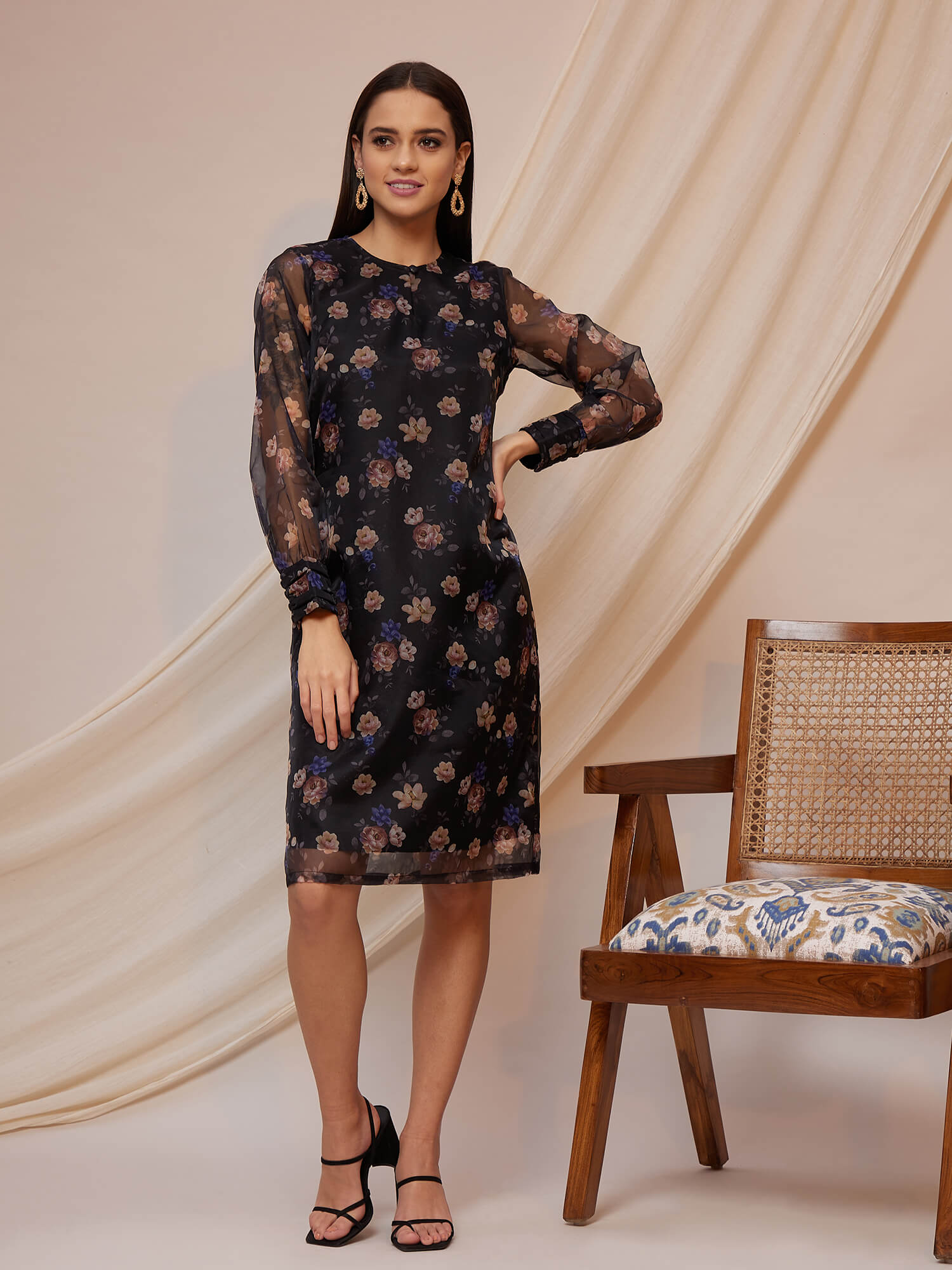 Nyra Organza-Dressy-Ruched Sleeve dress - Black