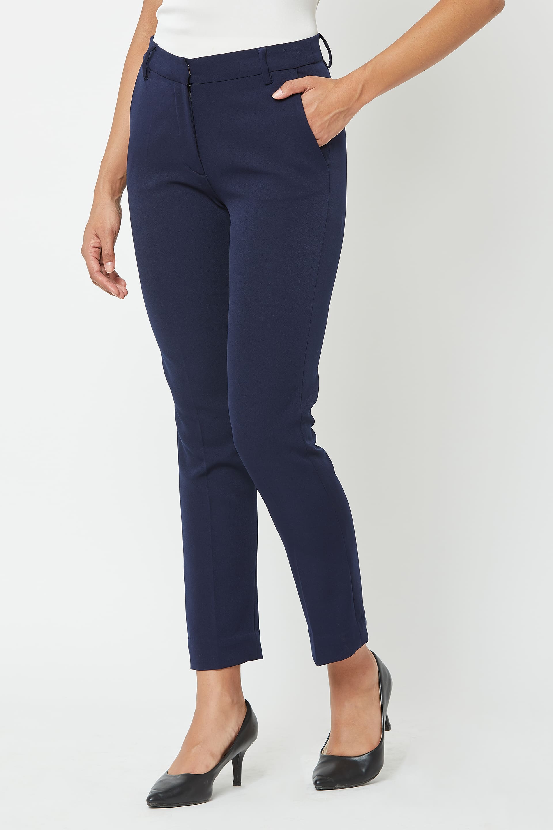Earnest Mid Rise Slim Pant - Navy Blue