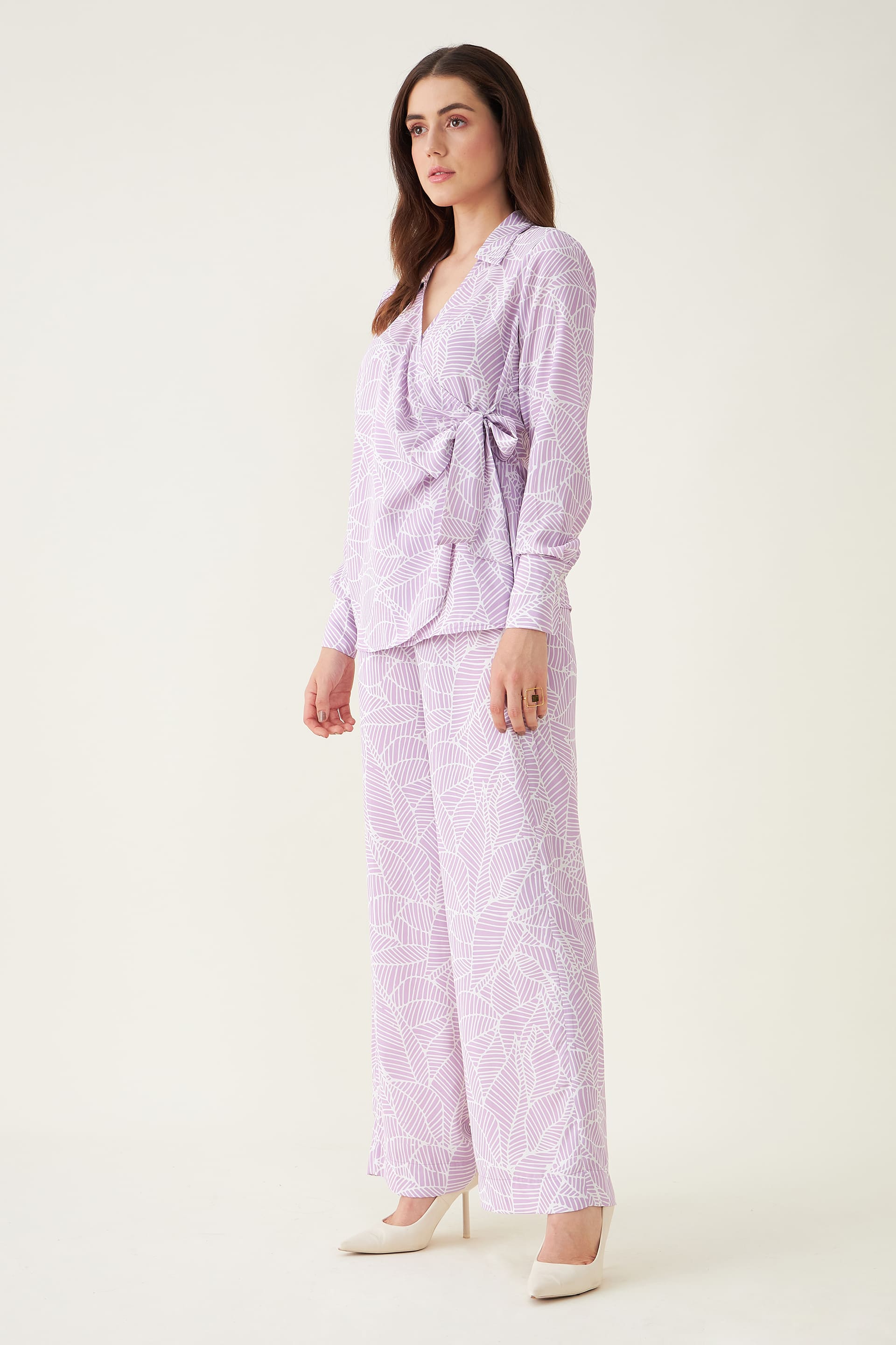 Wonderland Co-ord Set Tropical Co-Ord Set - Lilac/White