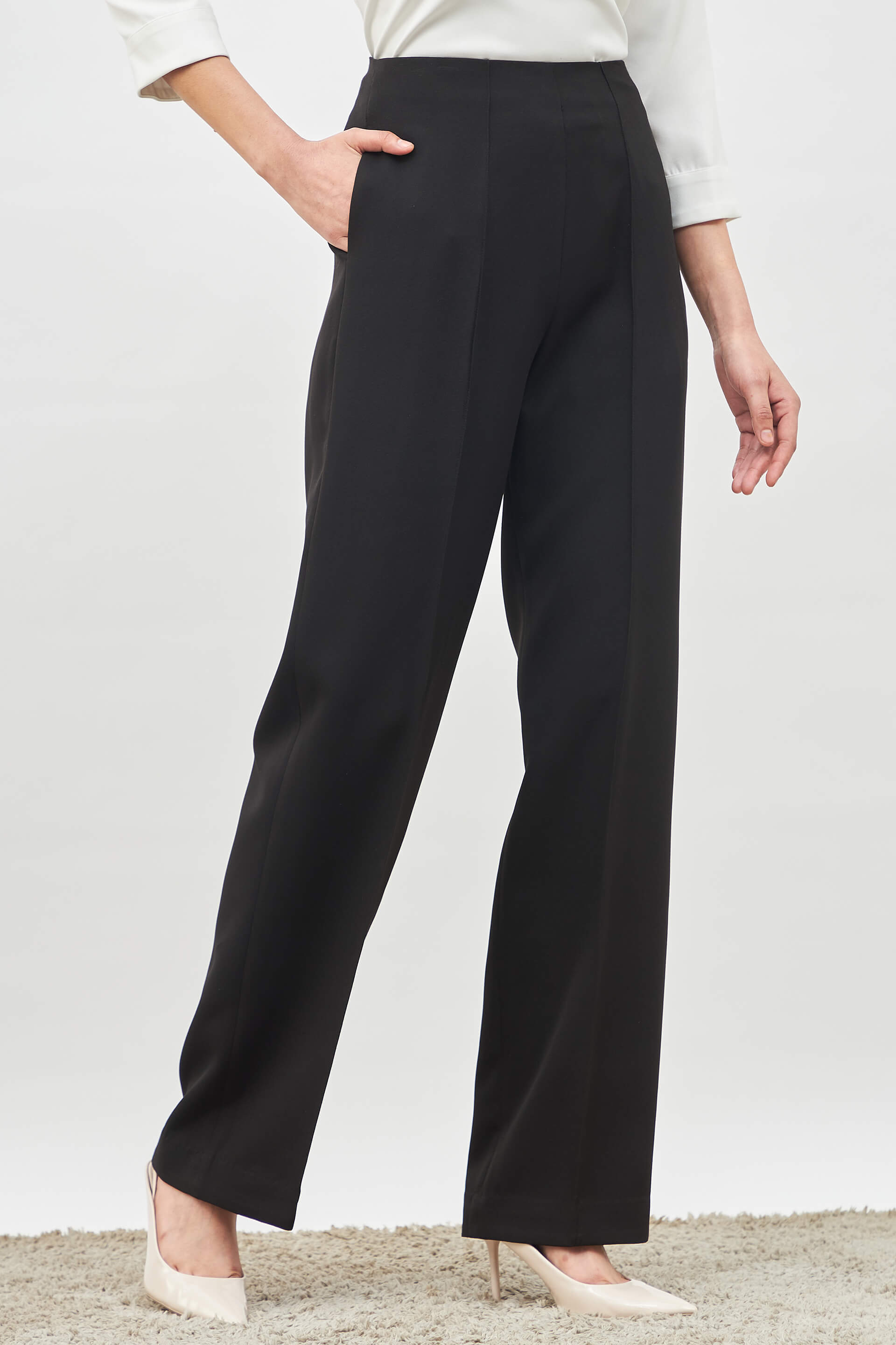 Determined High Rise Straight Trousers - Black