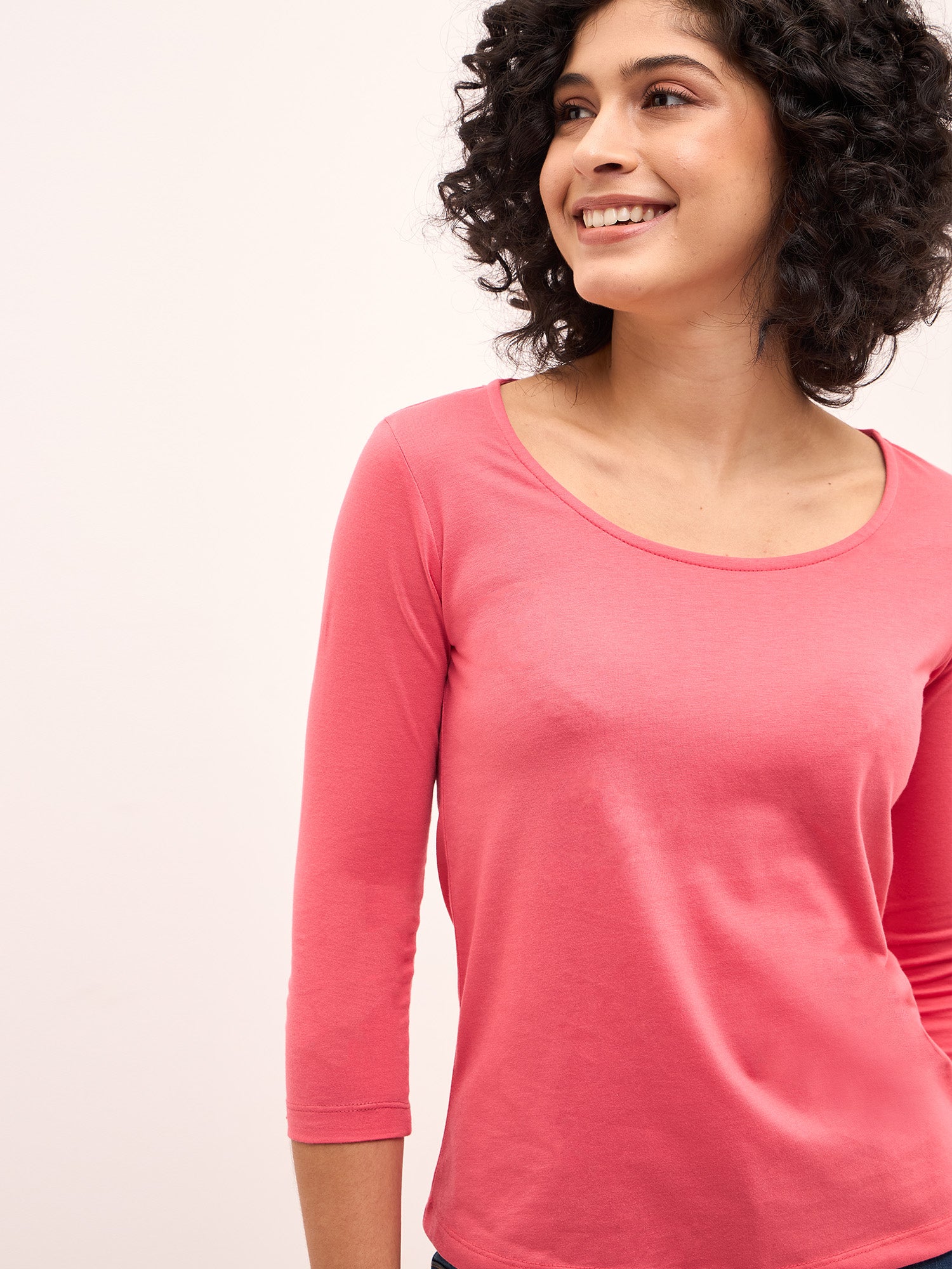 Tender Scoop Neck T-Shirt - Coral Pink
