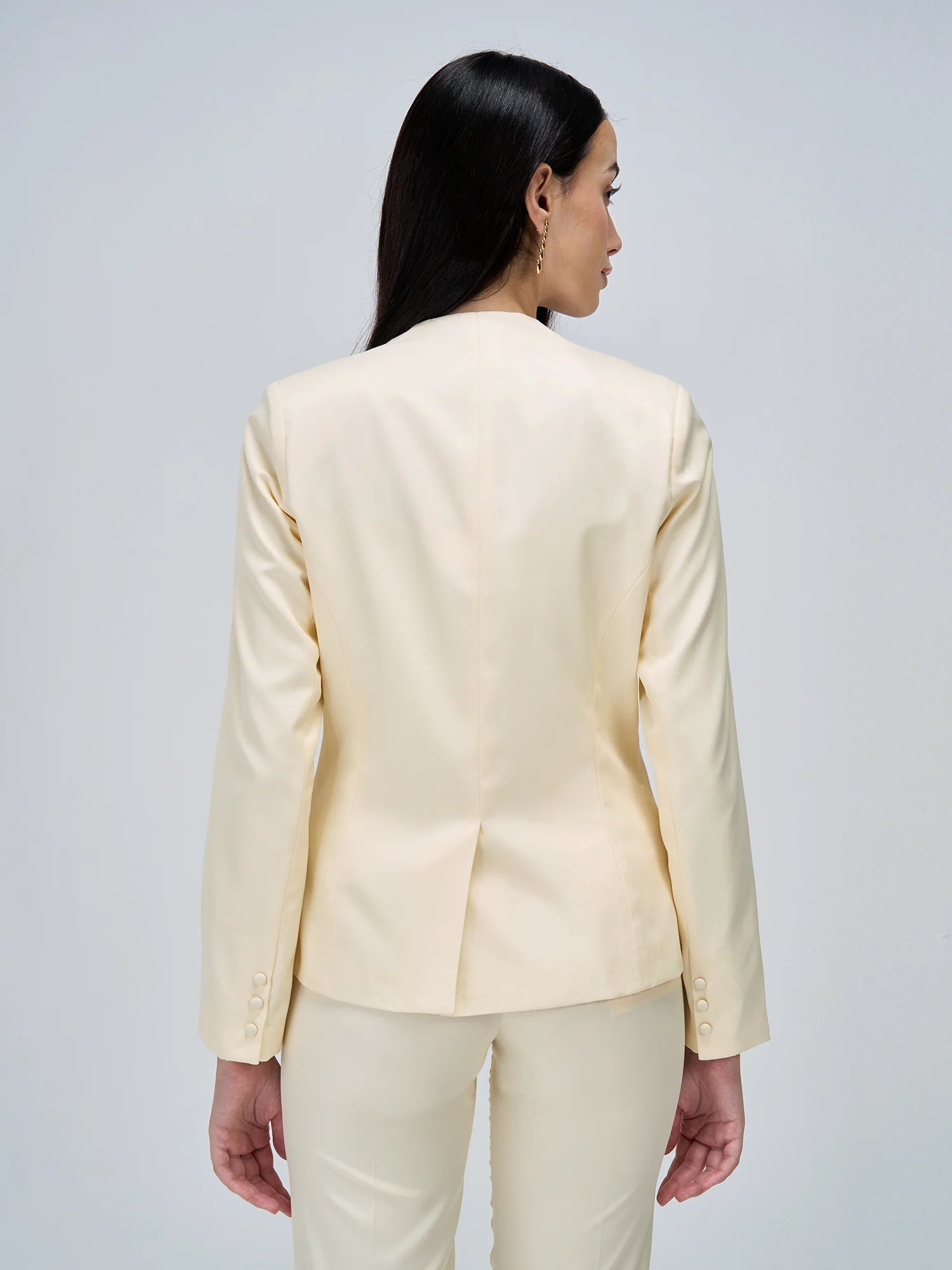 Witty Clean Front Blazer-Cream