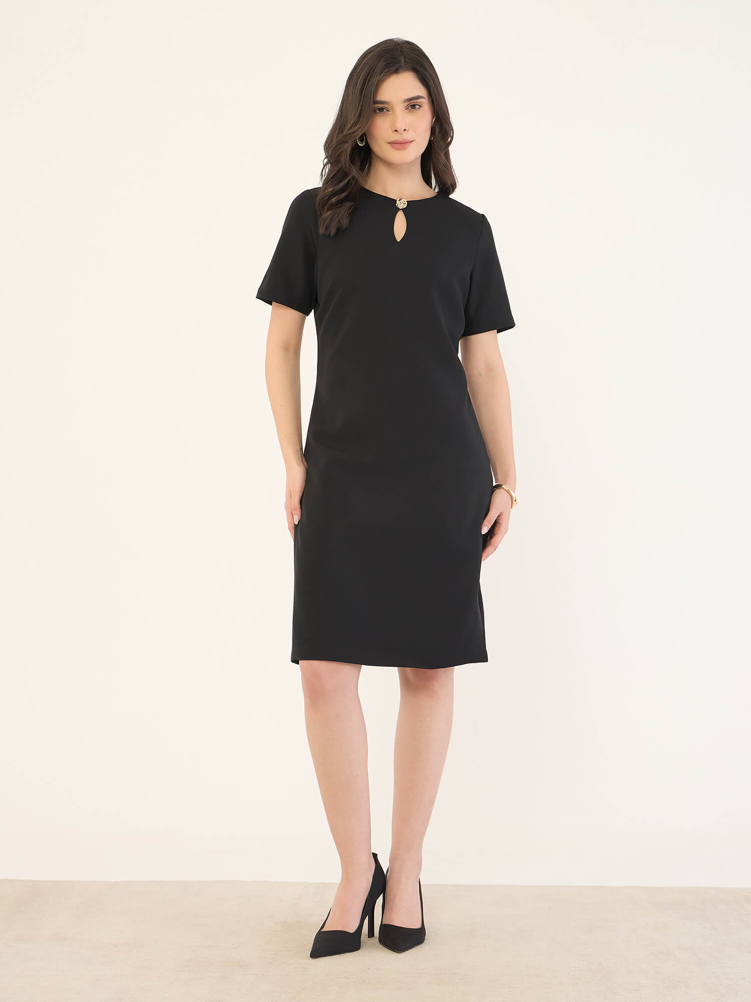 Frances Shift Dress with Keyhole Detail -Black