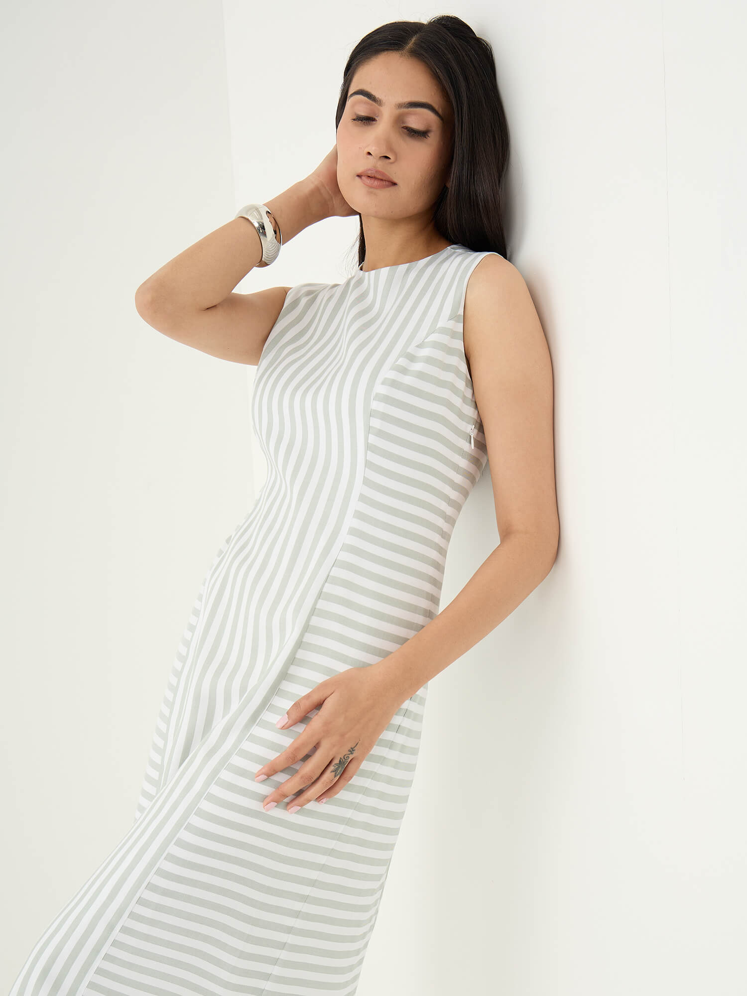 Norvia Stripe Placement Shift Dress-Green &amp; White