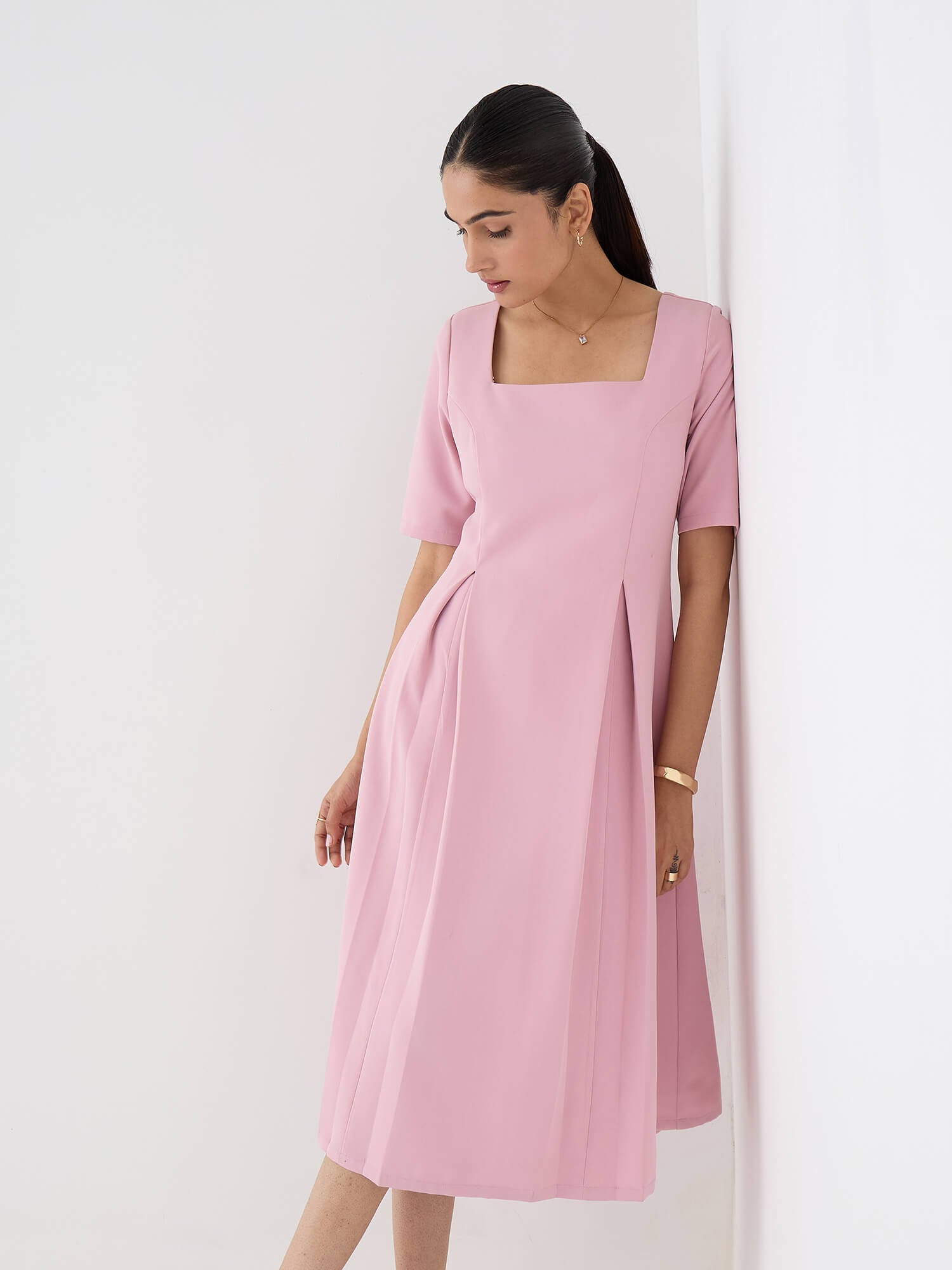 Etherea Square Neck Pleated Dress-Pink