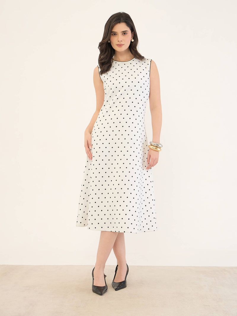 SLEEVELESS DESIGN