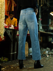 Billie Straight Leg Jeans - Light Blue