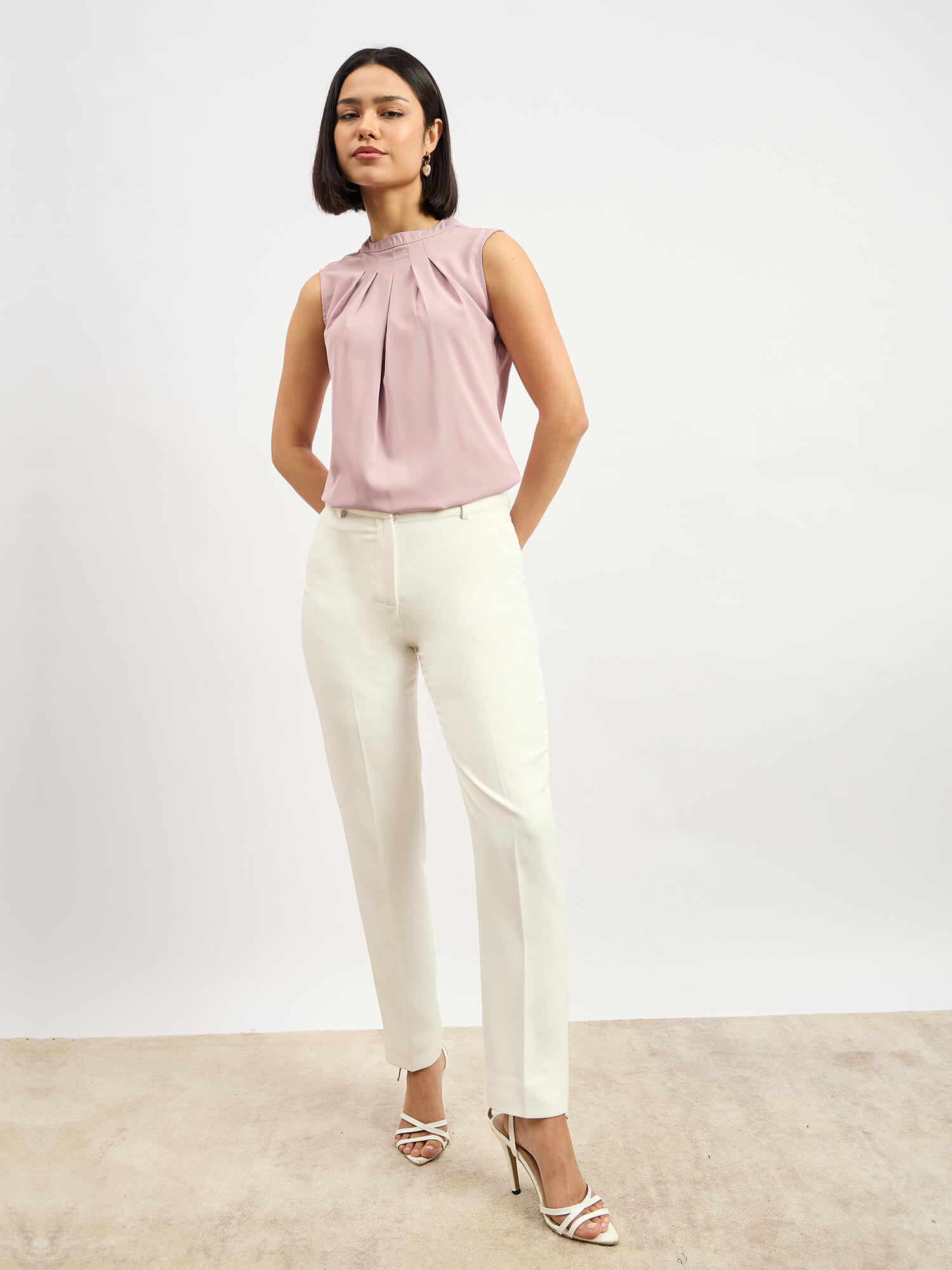 Earnest Mid Rise Slim Pant - White