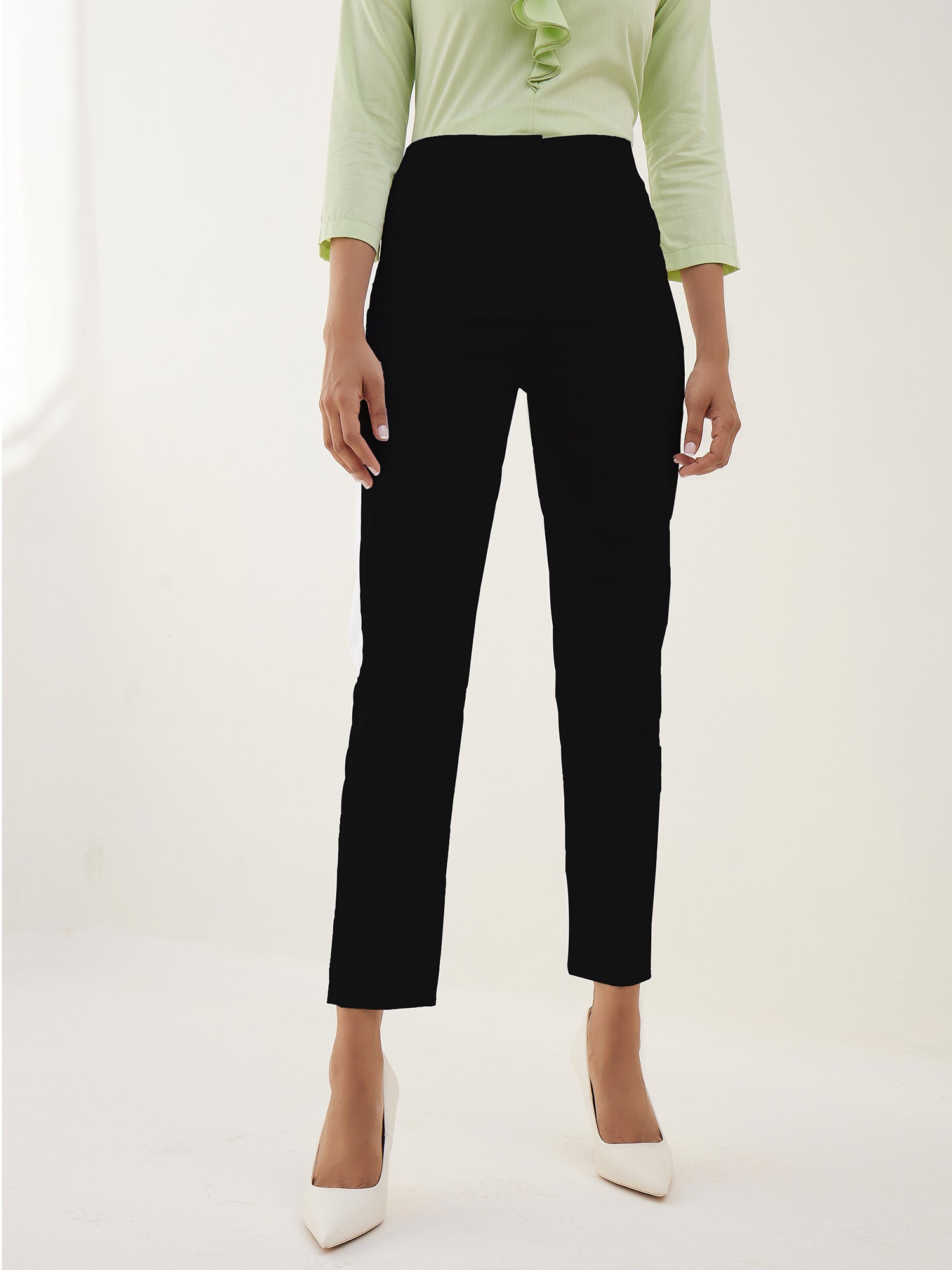 Calla Ankle Length Trousers-Black