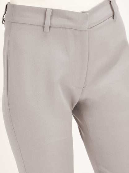 The Linear Luxe Look