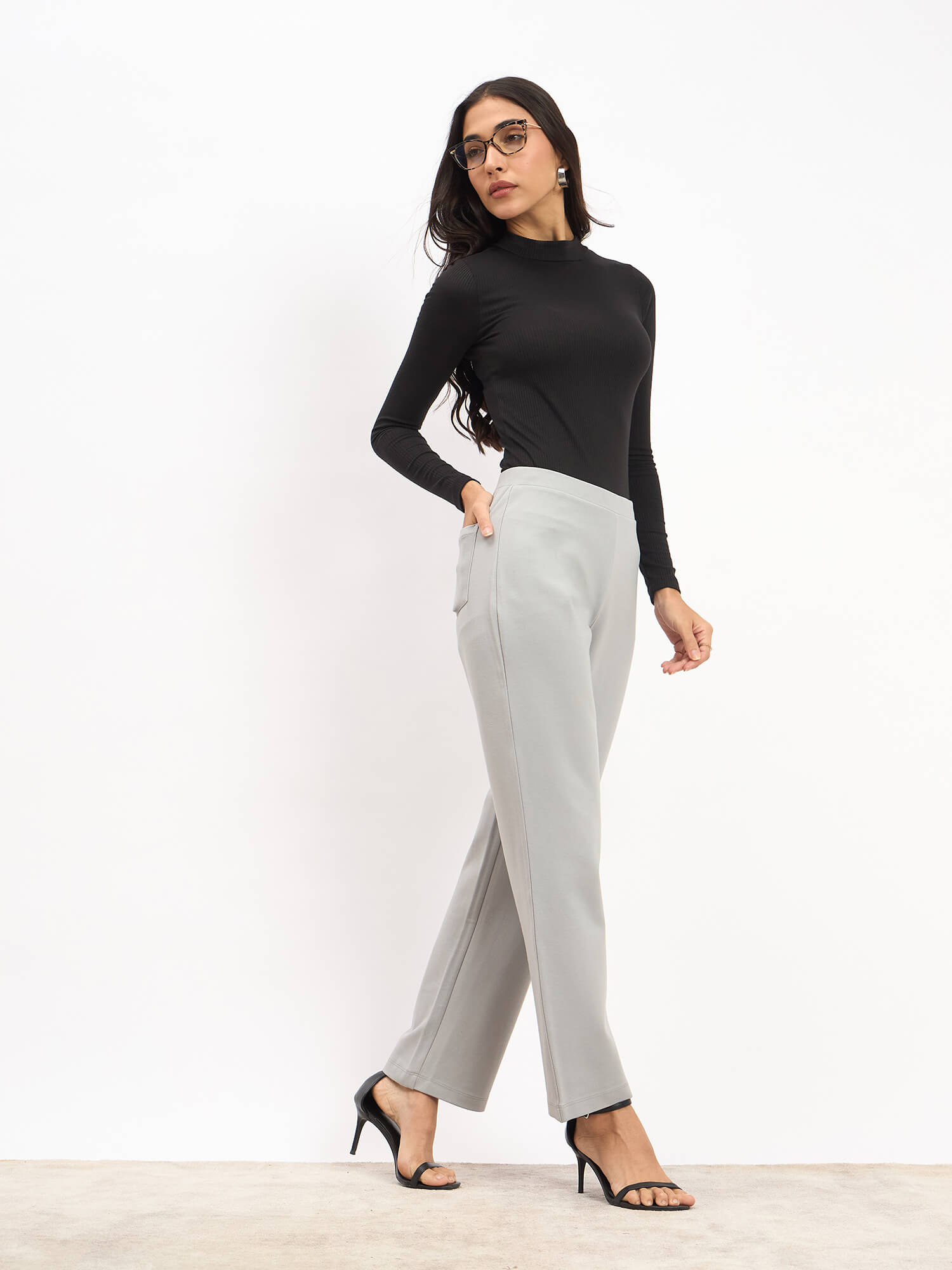 Airy Pull On Straight Jeggings - Grey