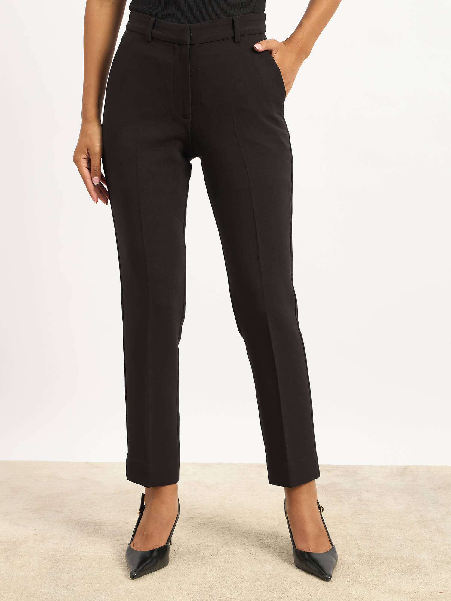 Earnest Mid Rise Slim Pants - Jet Black