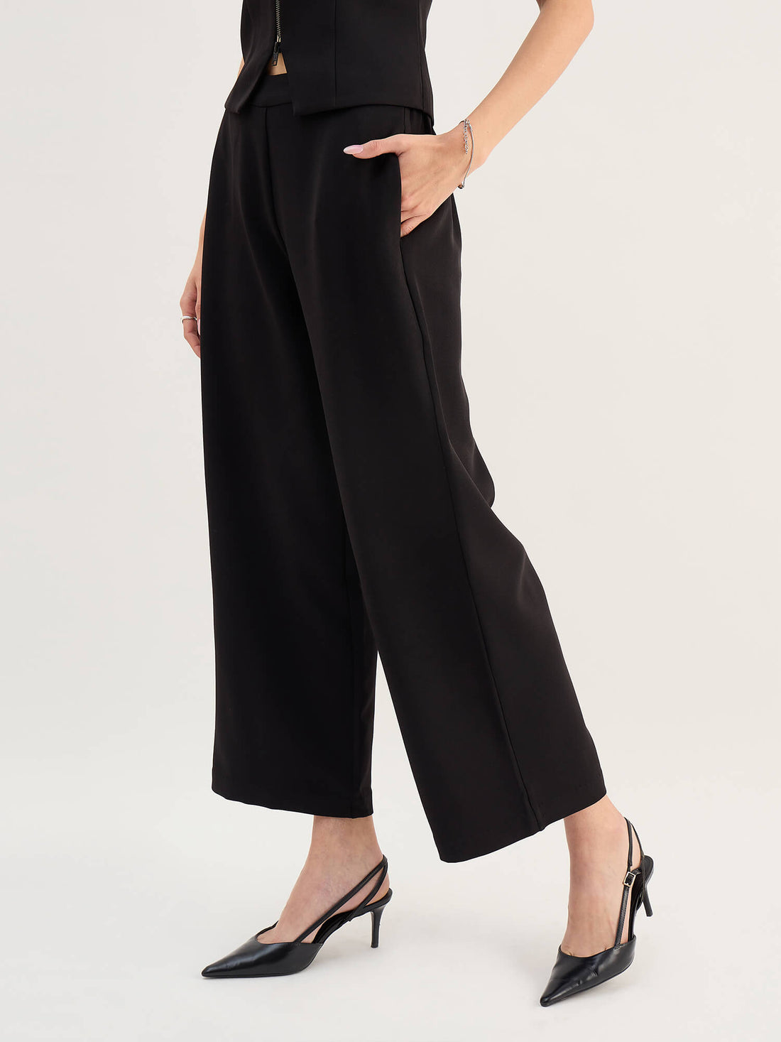 Avenne Elasticated Pull-on Pants-Black