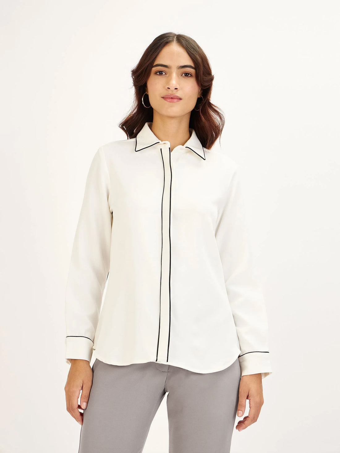 The Linear Luxe Look