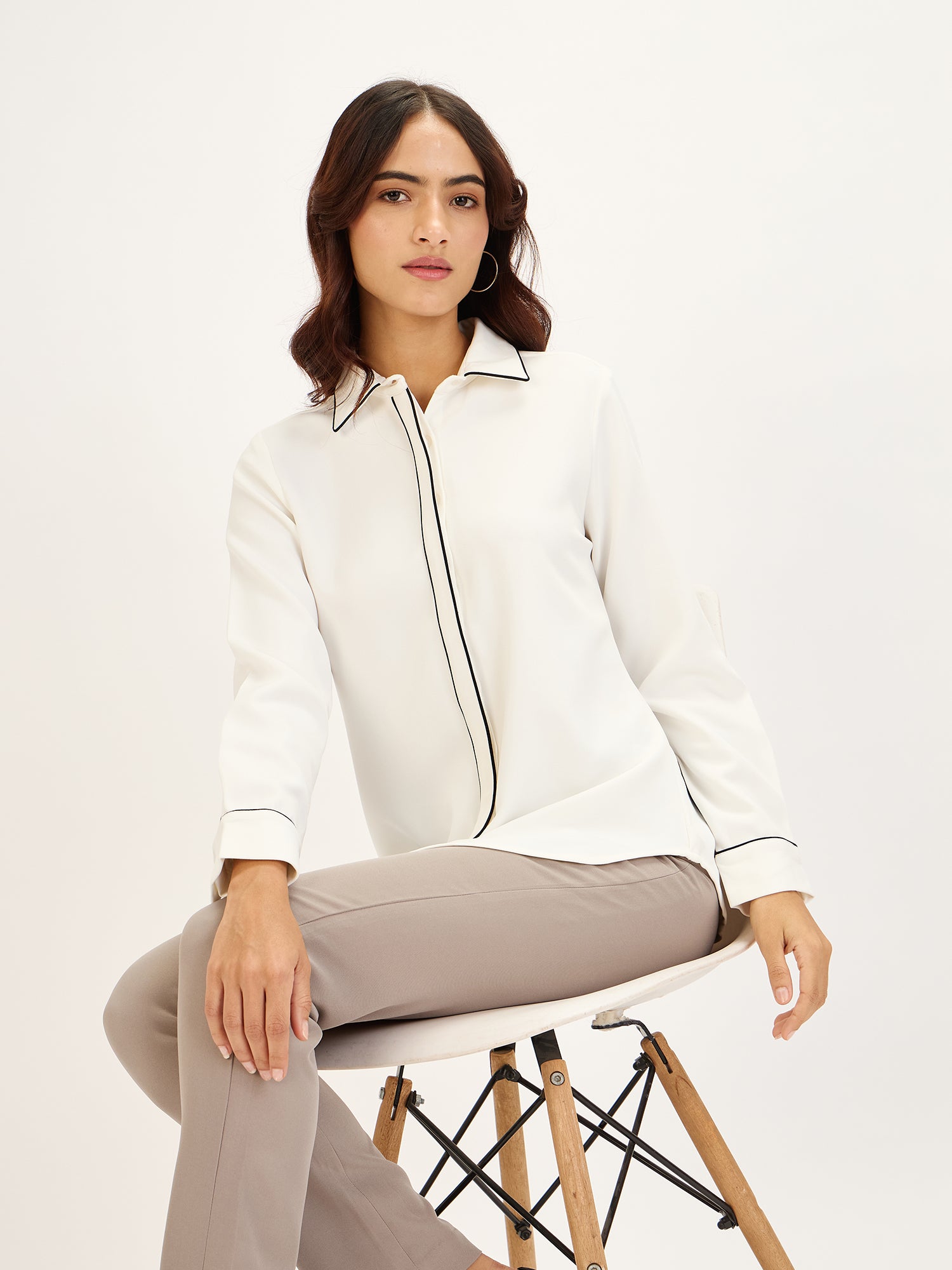 Domino Contrast Piping Shirt - White