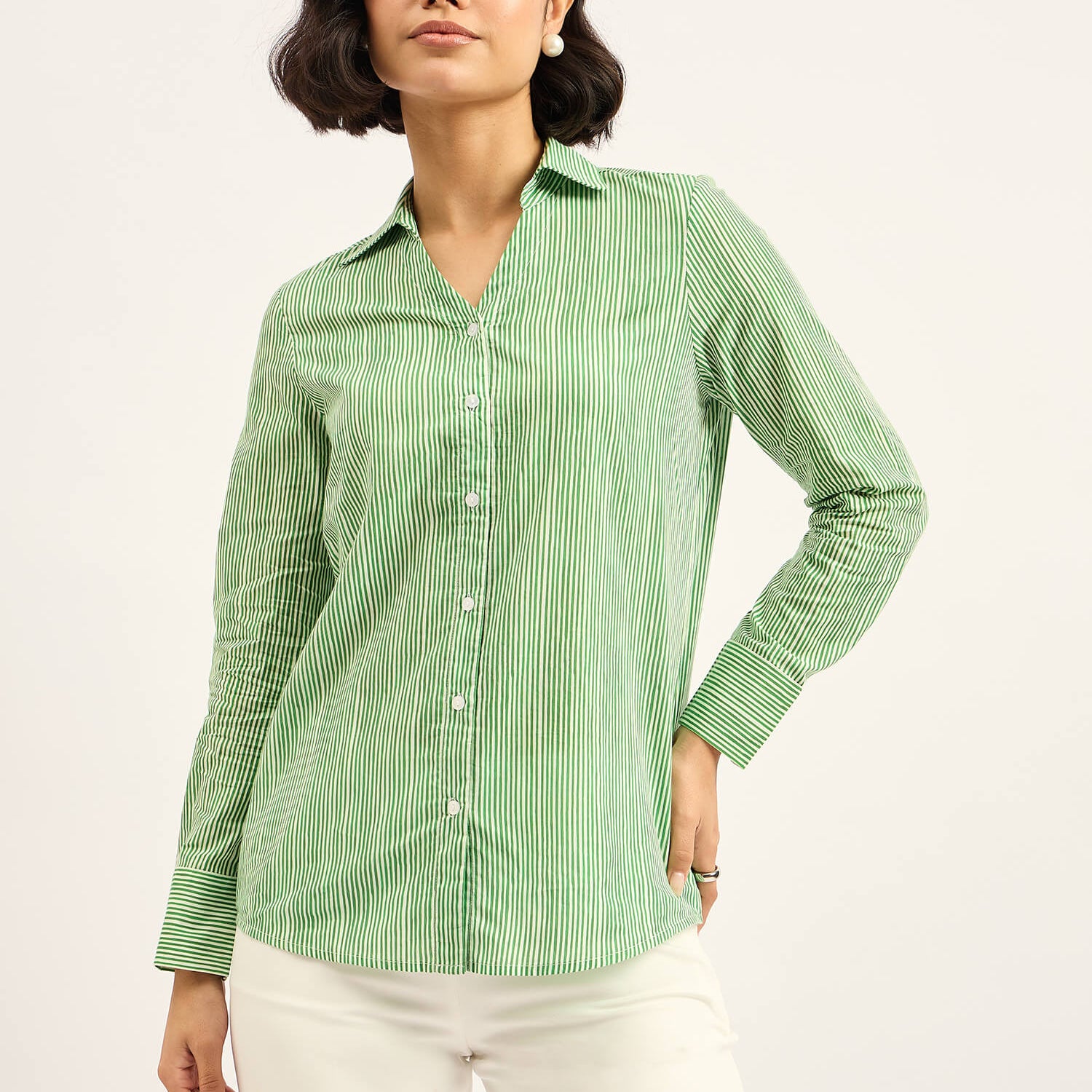 Gressa V-Neck Shirt - Green & White