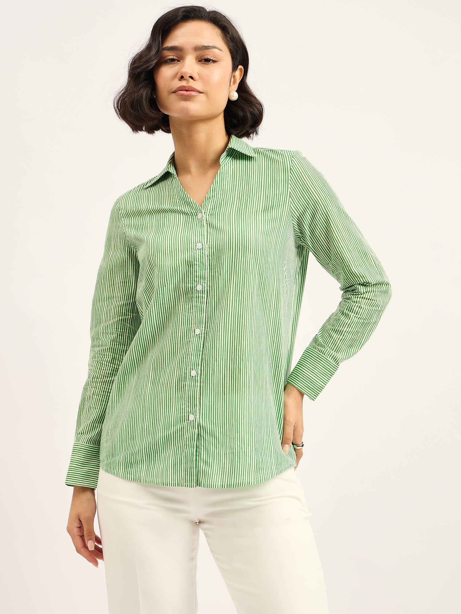 Gressa V-Neck Shirt - Green & White