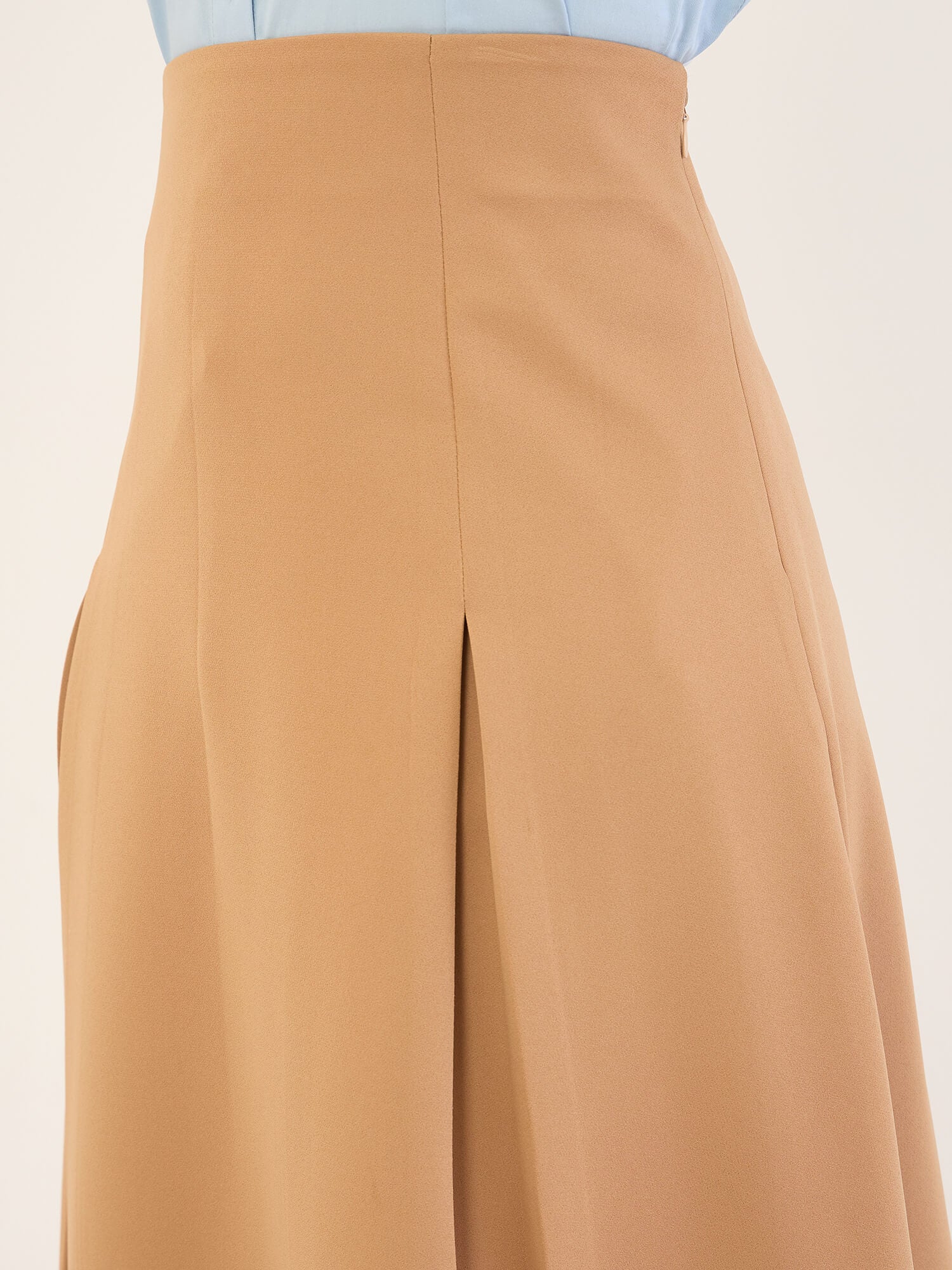 Rolvyn Pleated Flared Skirt -Tan