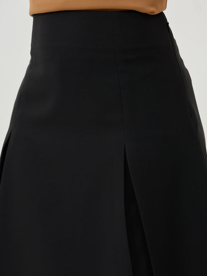 Rolvyn Pleated Flared Skirt-Black