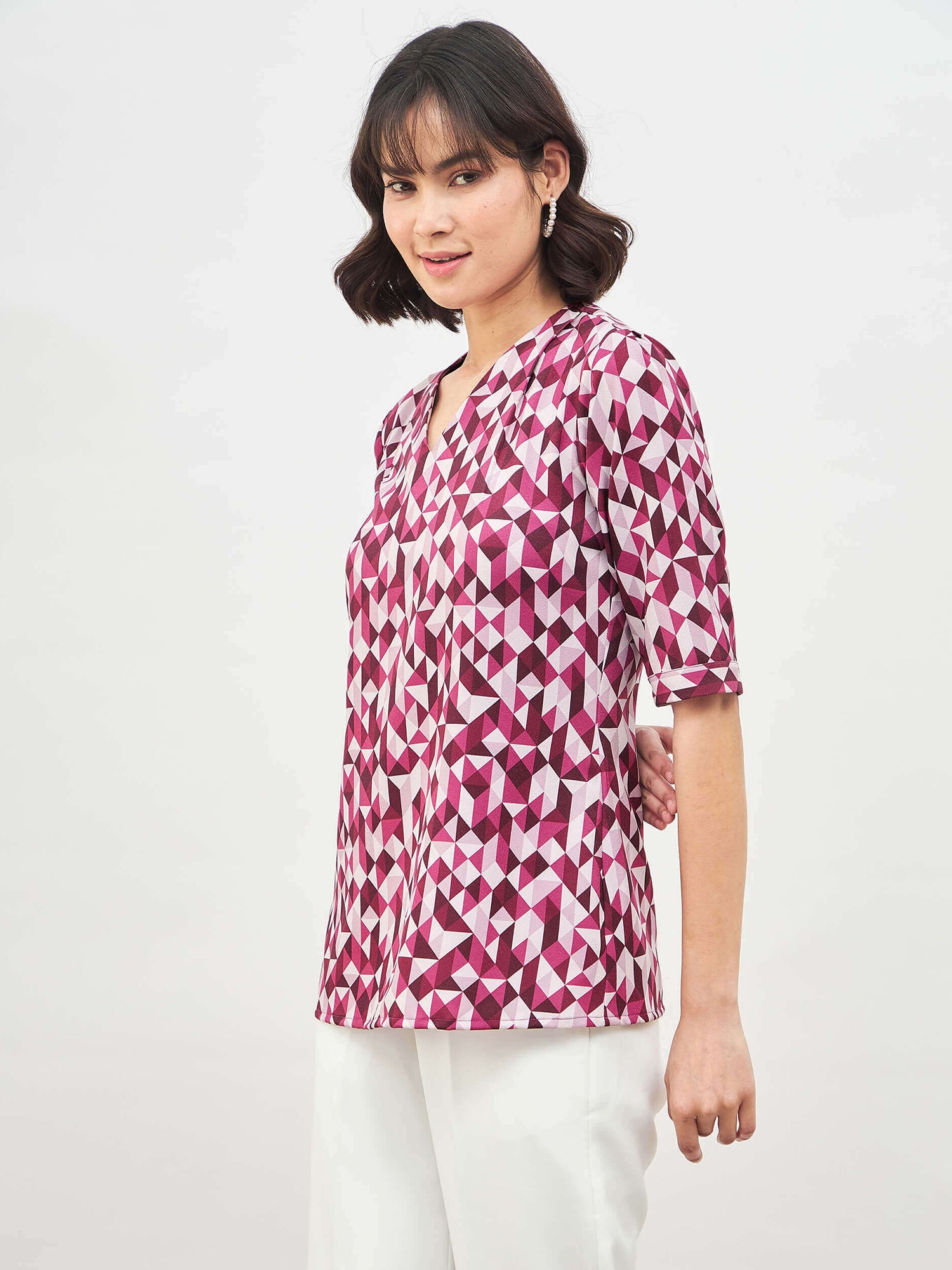 Mosaic Plum Geometric V-Neck Top - plum