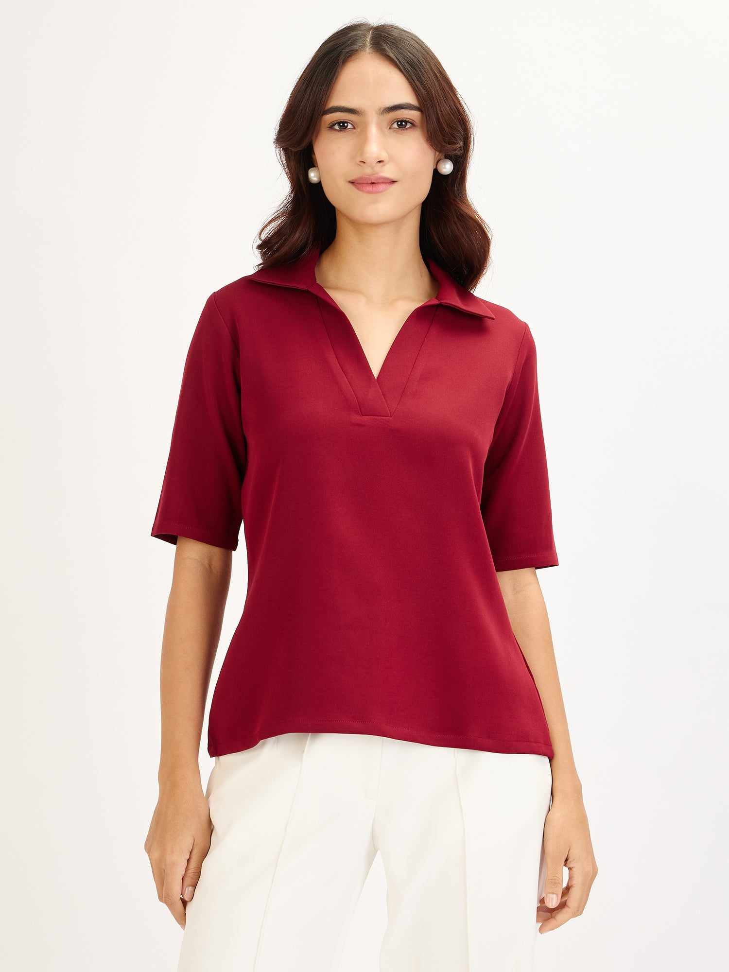 Woody Knit Collared V-neck Top-Maroon