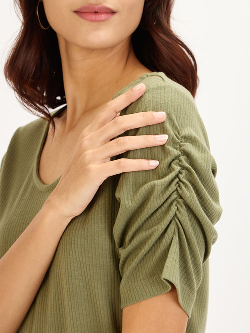 Leisure Tee-Green Ruched Sleeves T-Shirt - Green