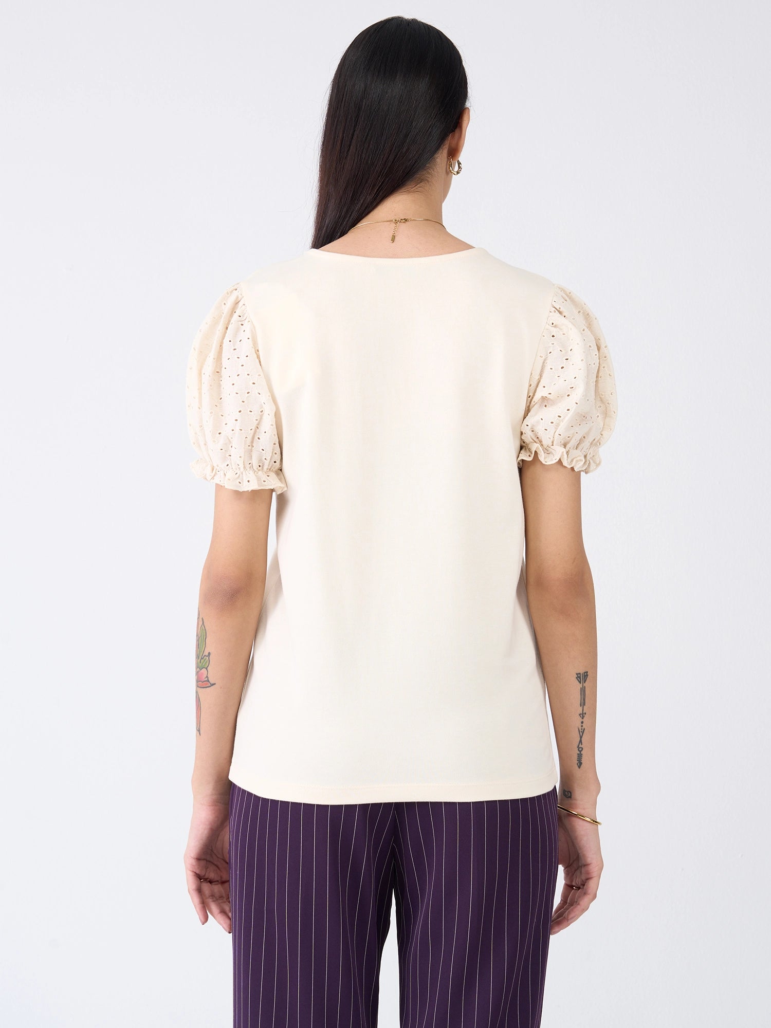 Broderie Tee Schiffli Insert T-Shirt-Off White