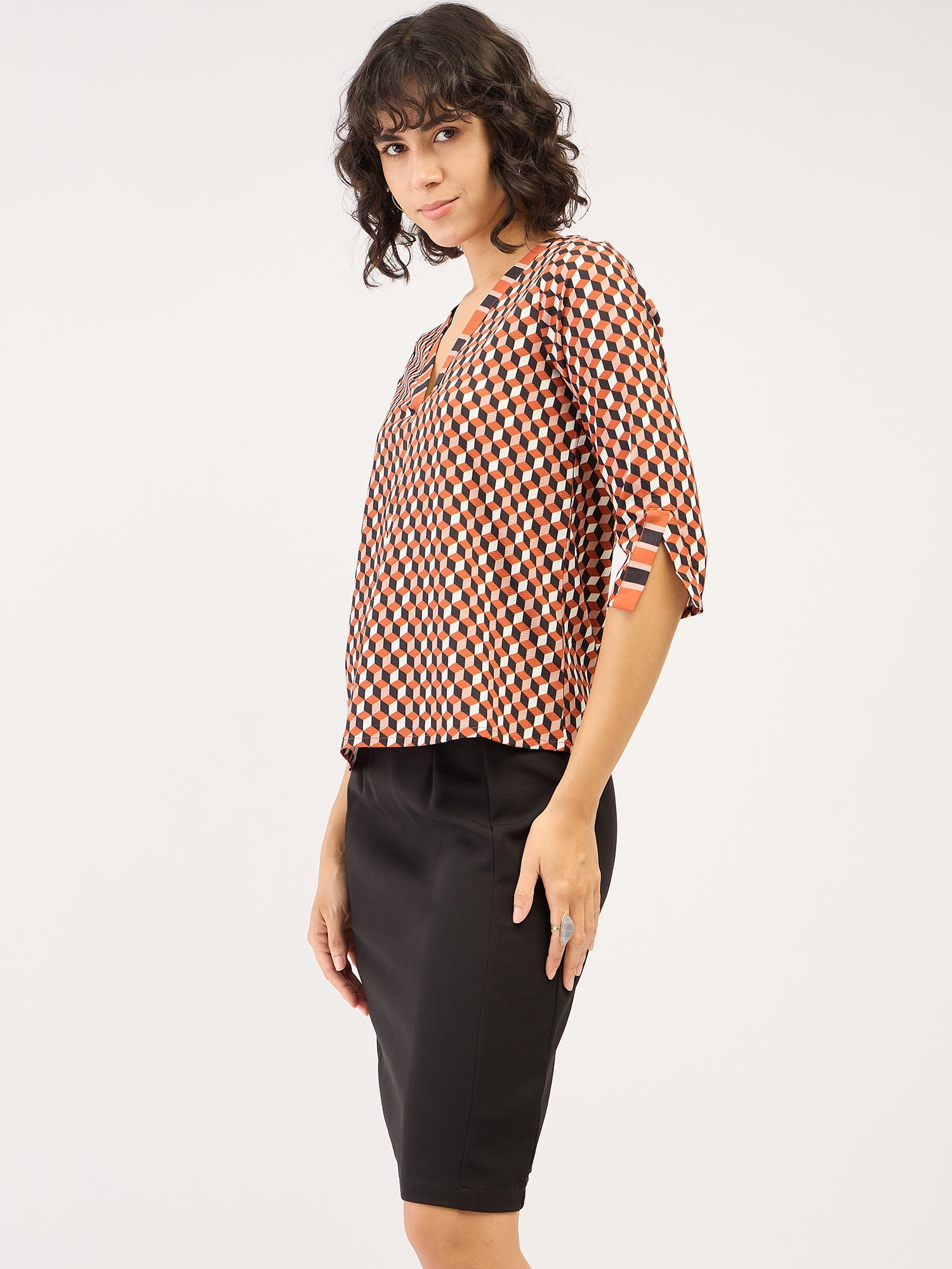 Rhombus Geometric Contrast Detail Top - Multicolor