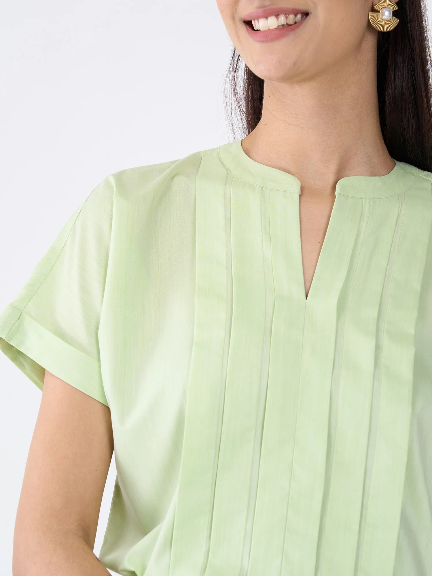 Mulled Wine Pleated Top-Fresh Green