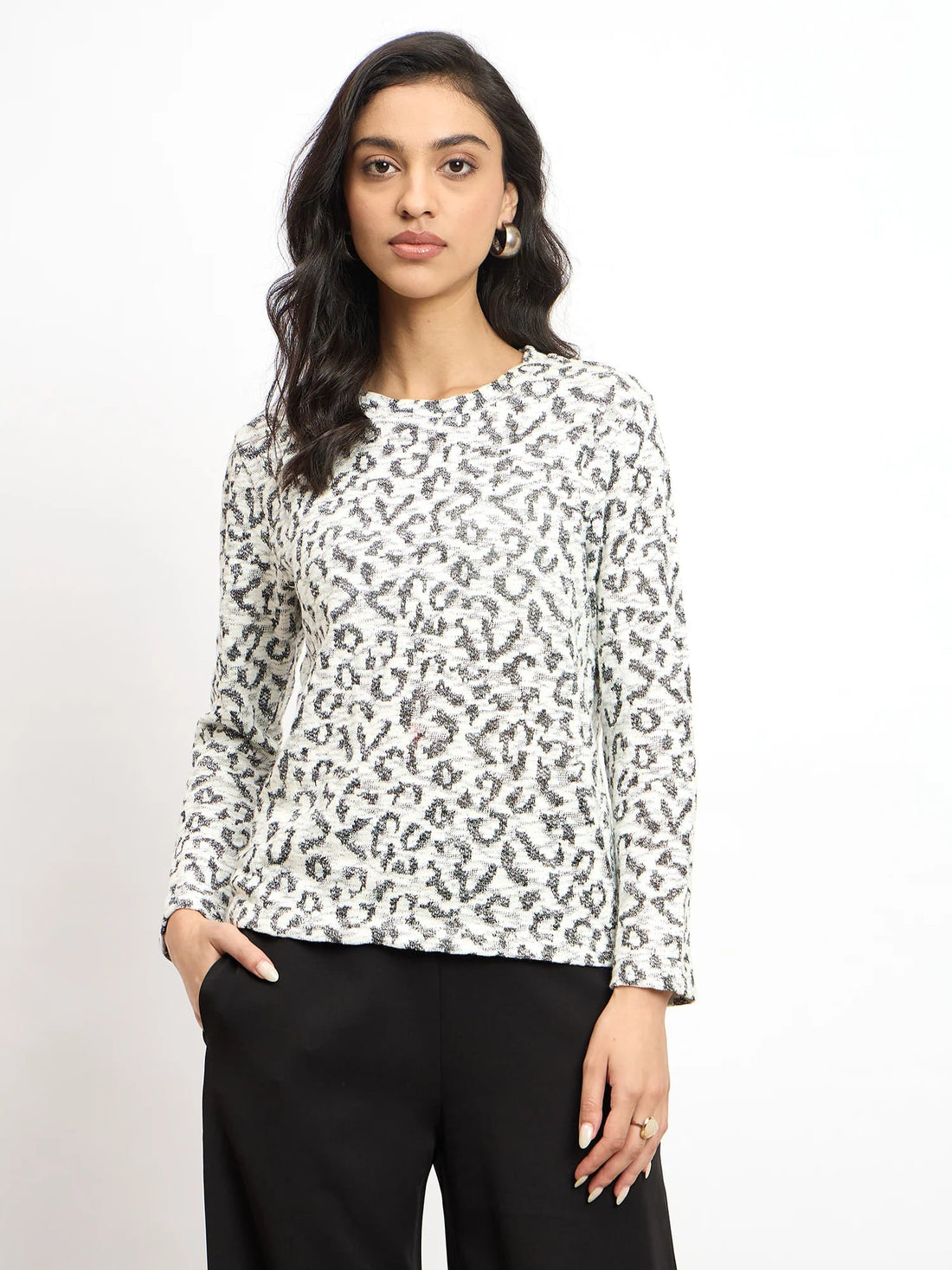 Yule Jacquard Pattern Knit Top - Black &amp; White