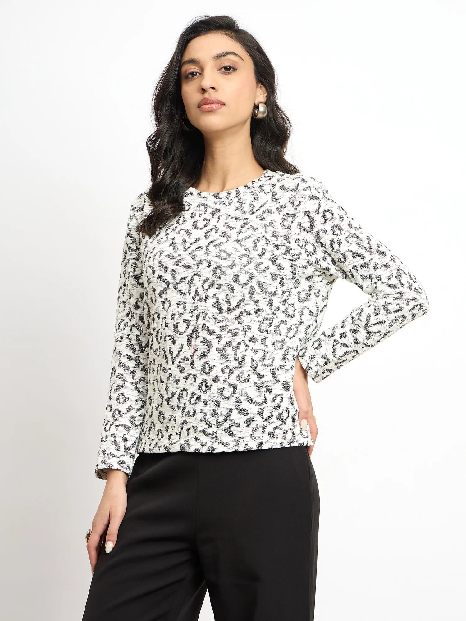 Yule Jacquard Pattern Knit Top - Black &amp; White