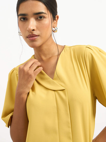 Cobble Asymmetric Collar Top - Yellow