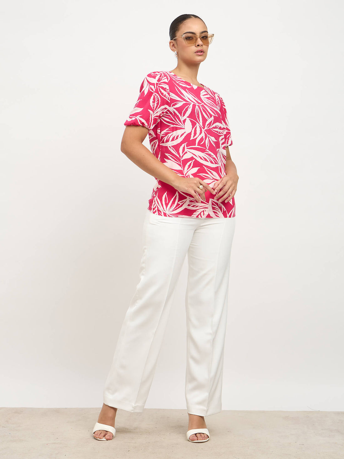 Nebula Round Neck Puff sleeve top-Pink